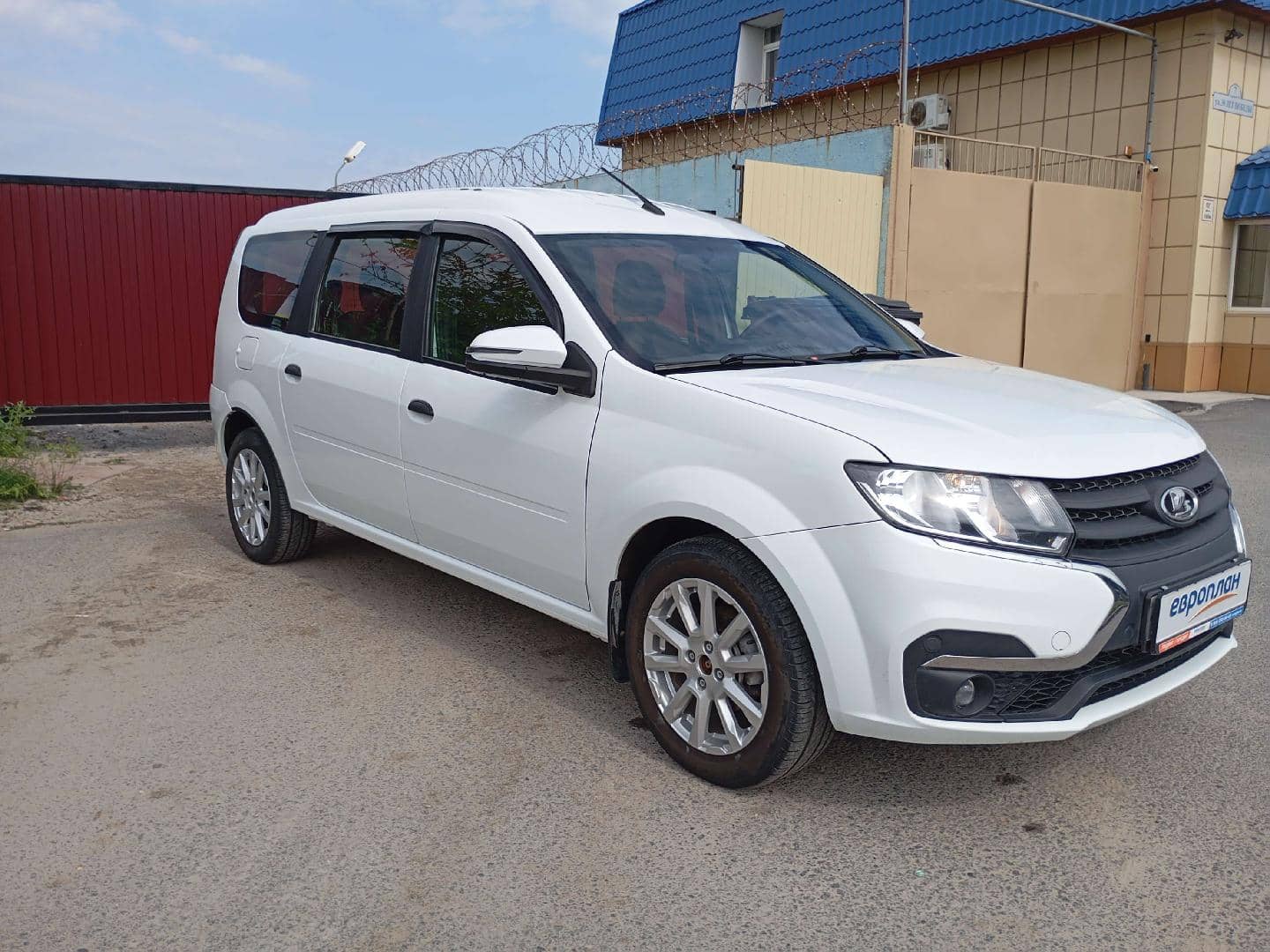 Lada Largus универсал