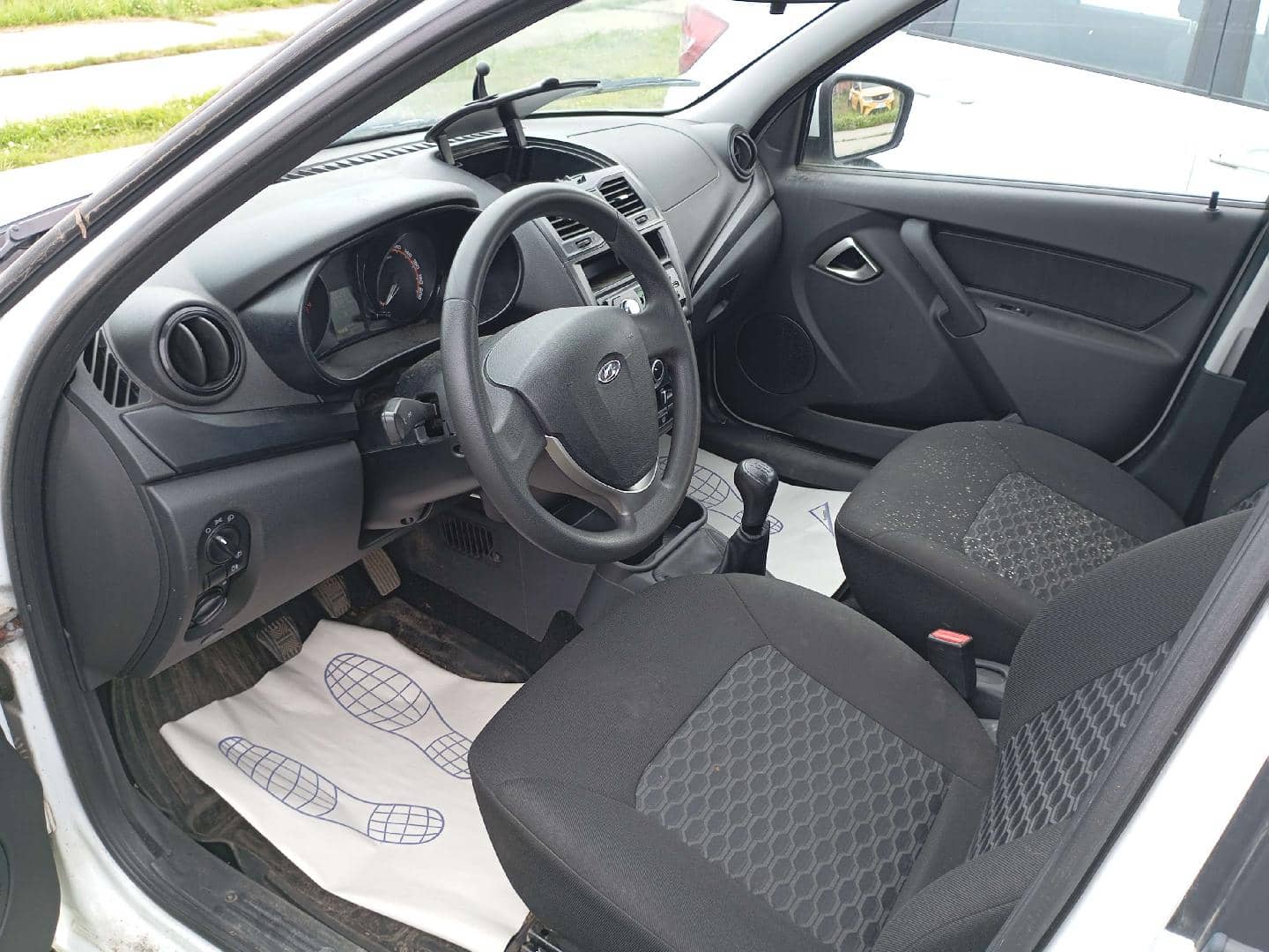 Lada Granta седан,  92 397 км, 2023 года в лизинг