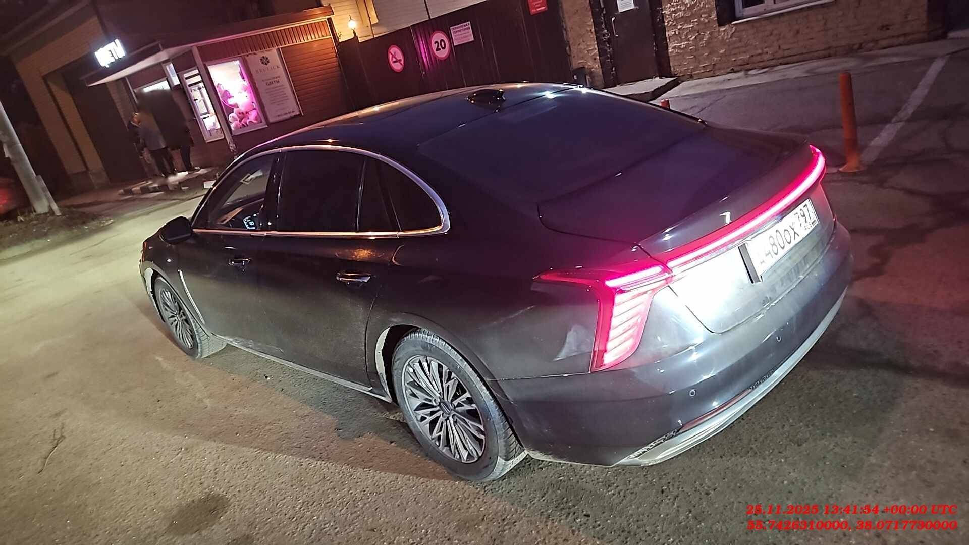 Hongqi H5,  156 990 км, 2023 года в лизинг