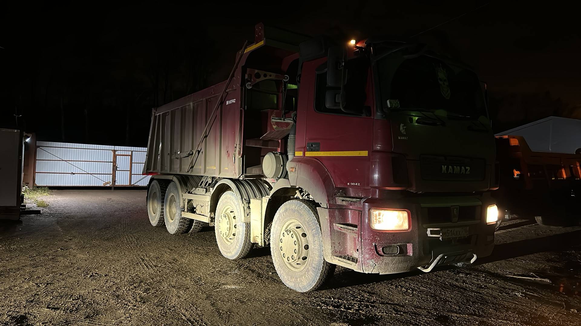 КАМАЗ 65801-Т5 (К5042),  137 118 км, 2022 года