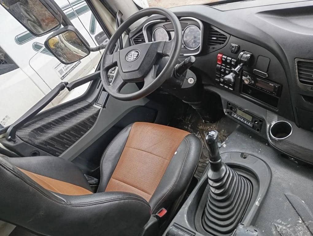 FAW CA3250P66K24T1E5 6х4,  186 291 км, 2022 года в лизинг