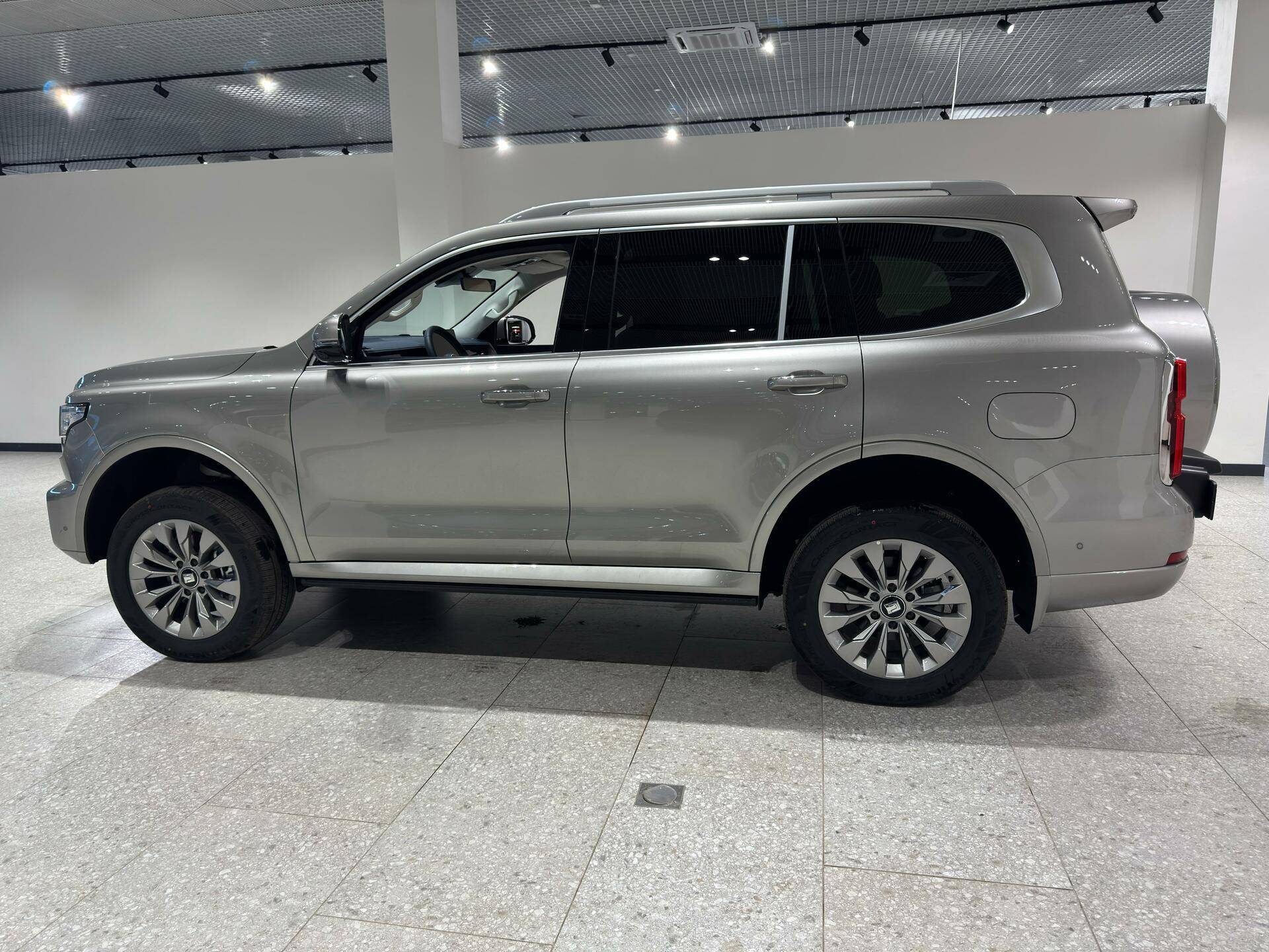 Tank 500 Urban 2.0 HEV 9AT 4WD