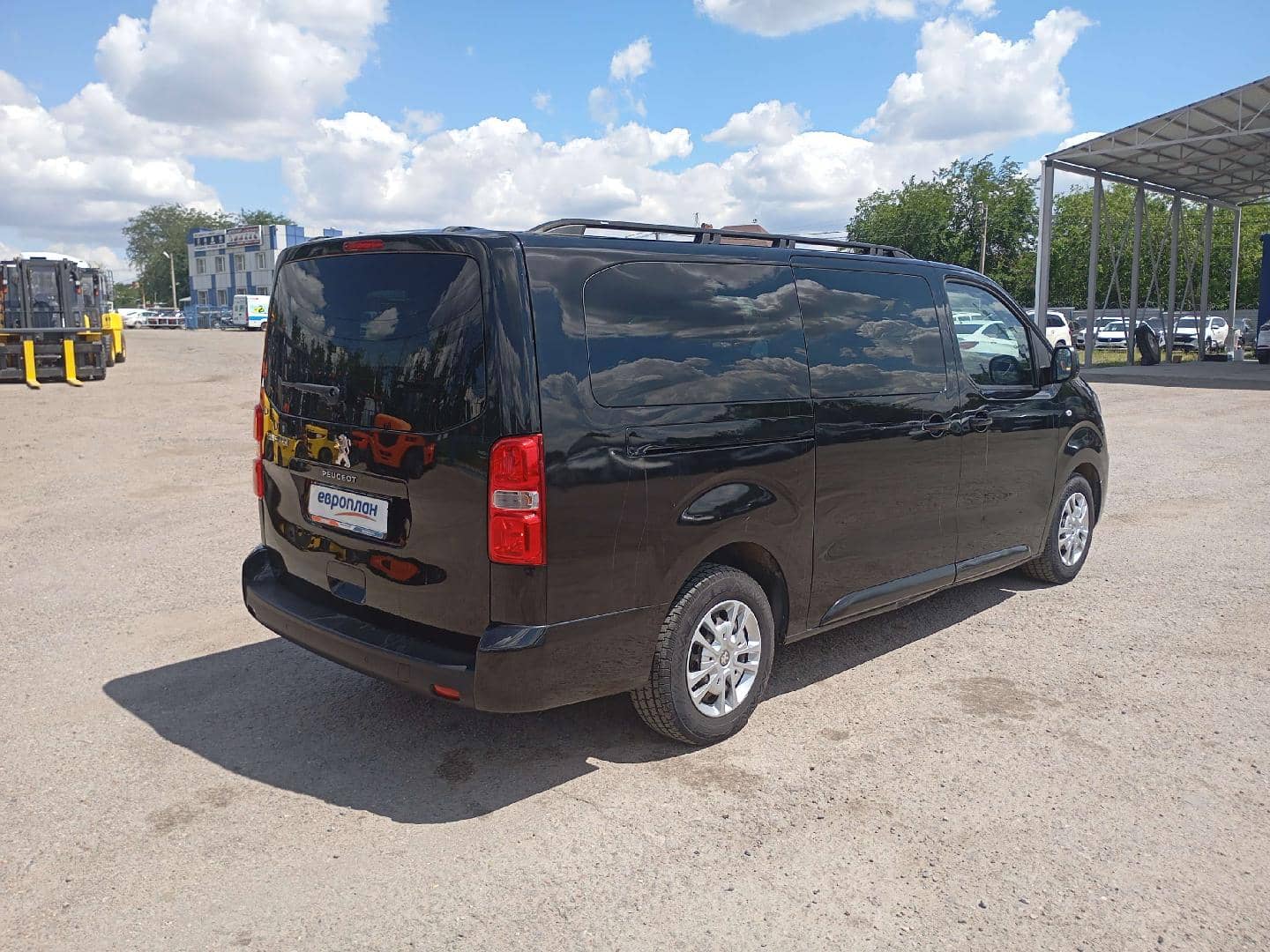 Peugeot Traveller,  160 744 км, 2021 года в лизинг