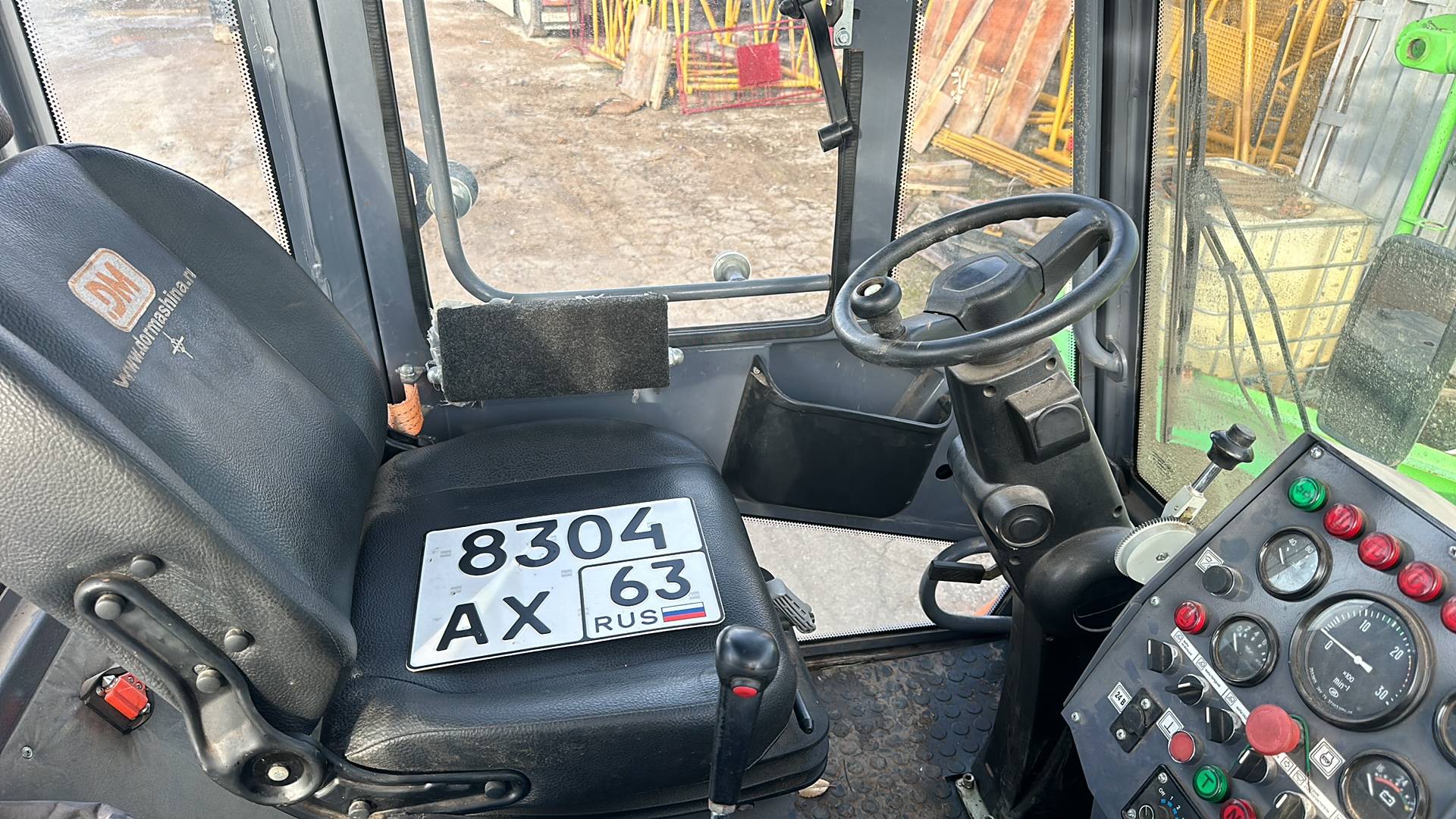 Завод «Дорожных машин» ZDM-7,7-VD,  724 км, 2023 года в лизинг