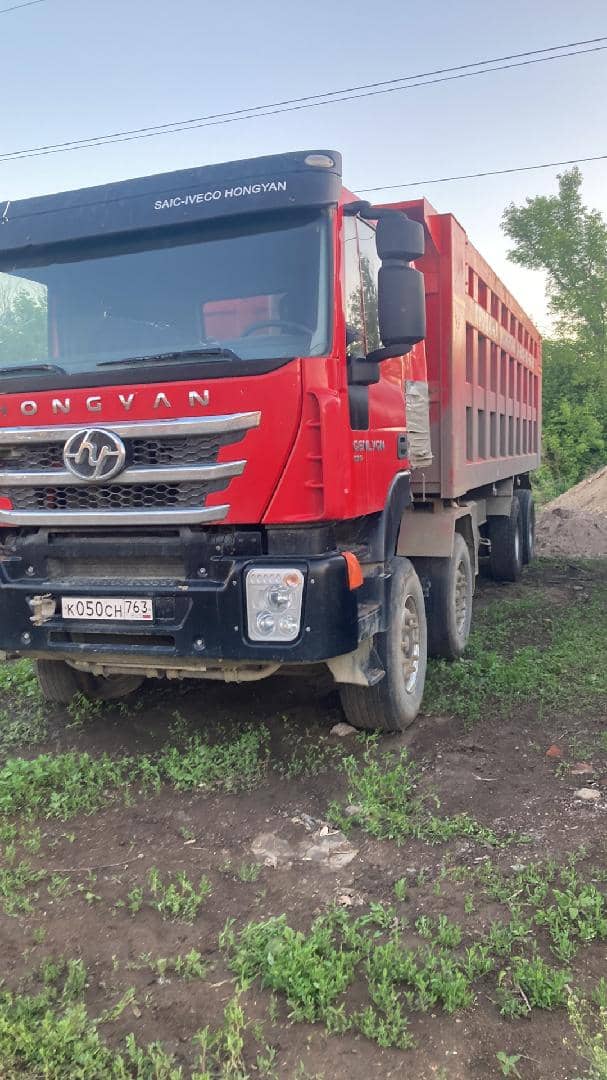 HONGYAN CQ3406HV39,  220 000 км, 2022 года в лизинг