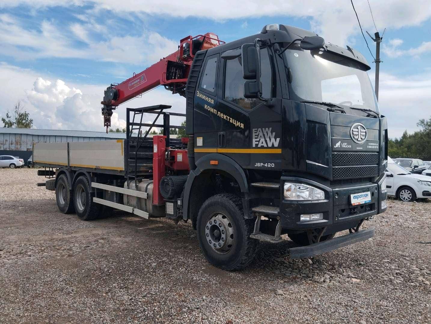 FAW CA3250P66K24T1E5 6х4,  33 900 км, 2024 года в лизинг