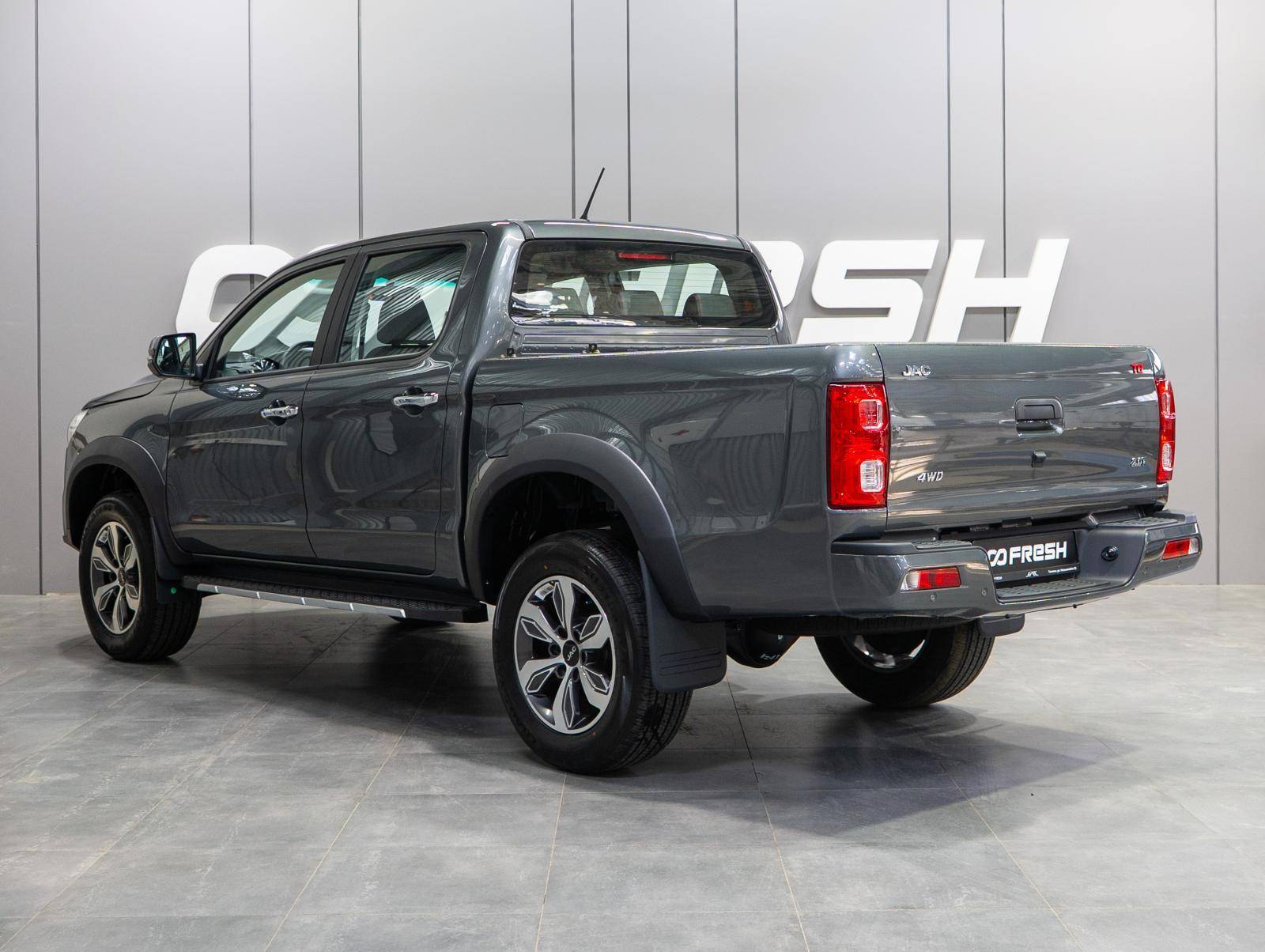 JAC T8 Full Extra 2.0T 6MT 4WD