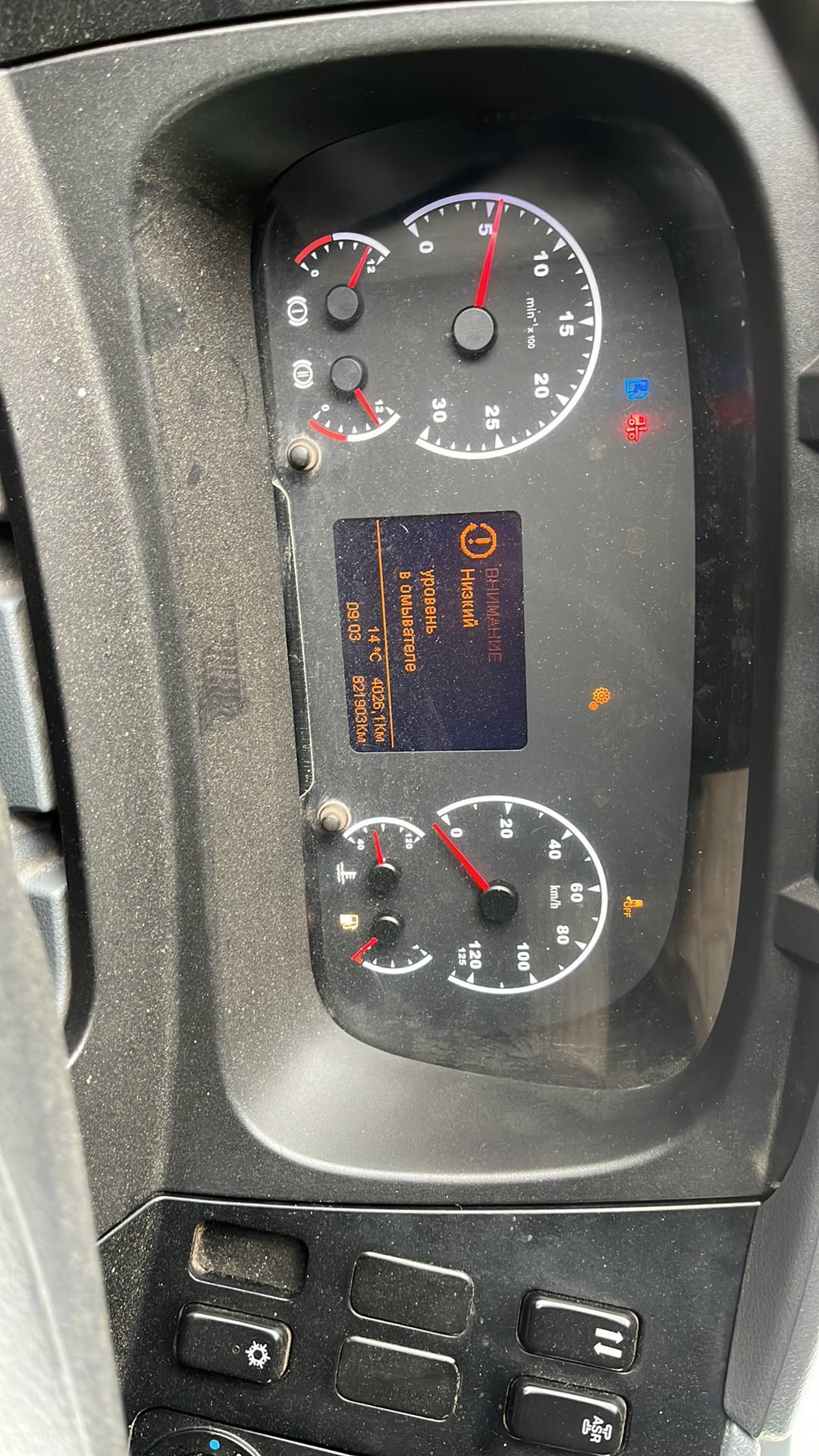 КАМАЗ 5490-S5 (M1840),  821 903 км, 2017 года