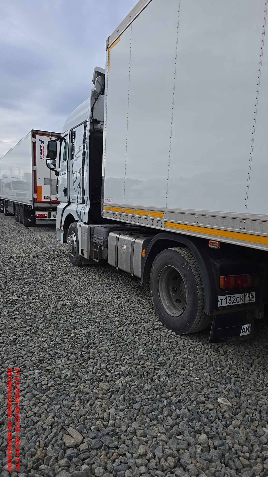 Sitrak ZZ4186V391HE,  282 937 км, 2023 года в лизинг