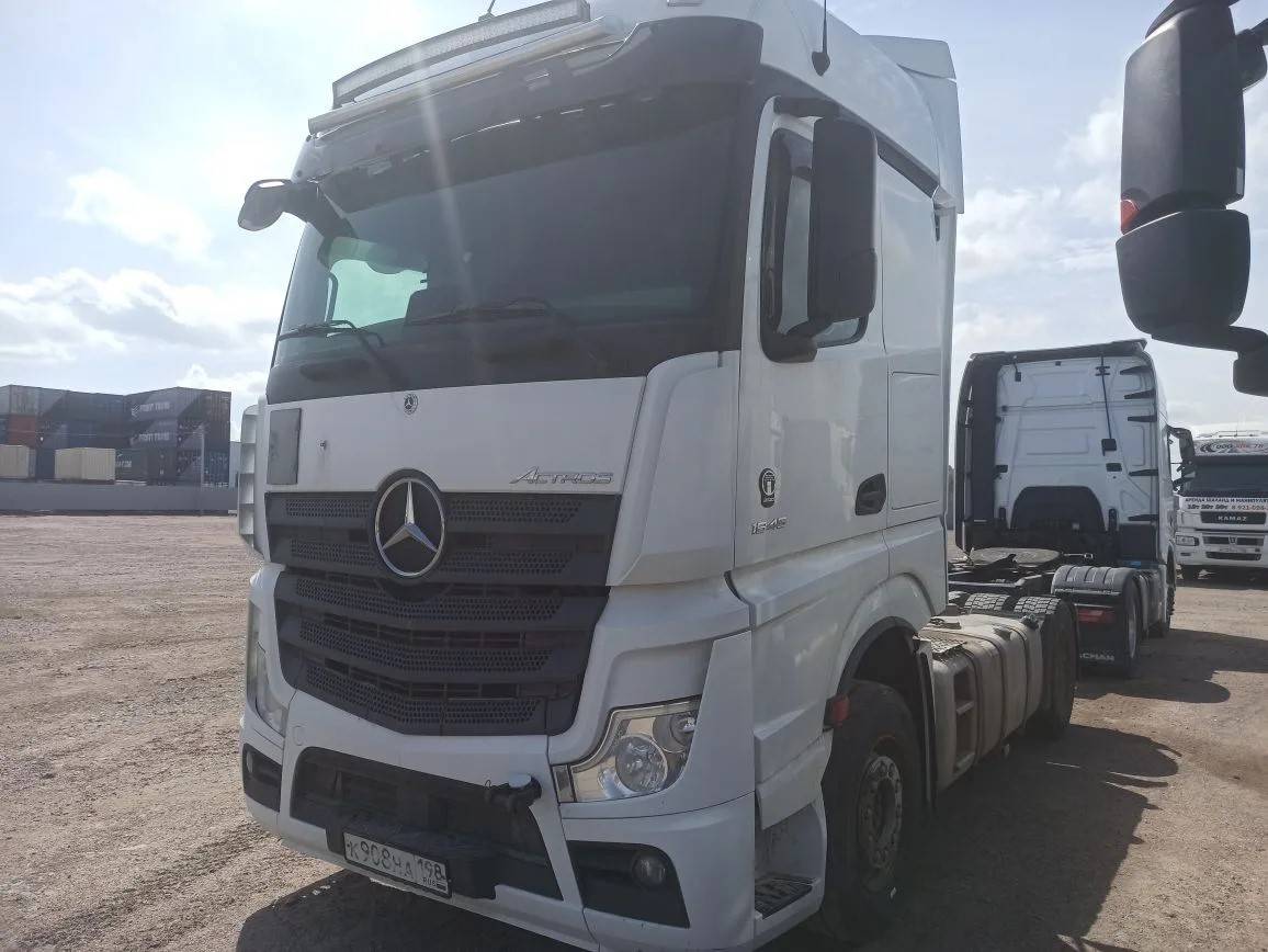 Mercedes-Benz Actros 5 1845 LS 4x2 (BigSpace),  574 686 км, 2020 года в лизинг