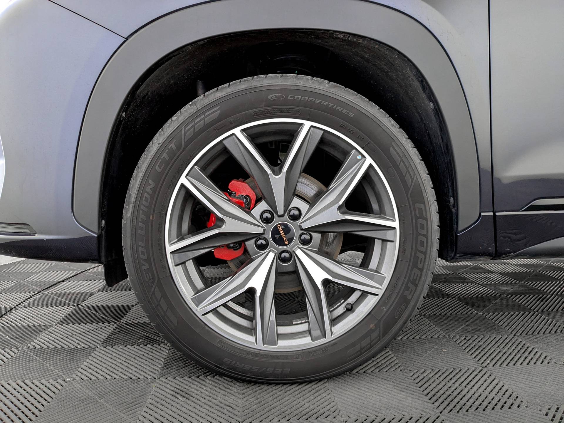 EXEED LX Premium 1.6T 7DCT 4WD