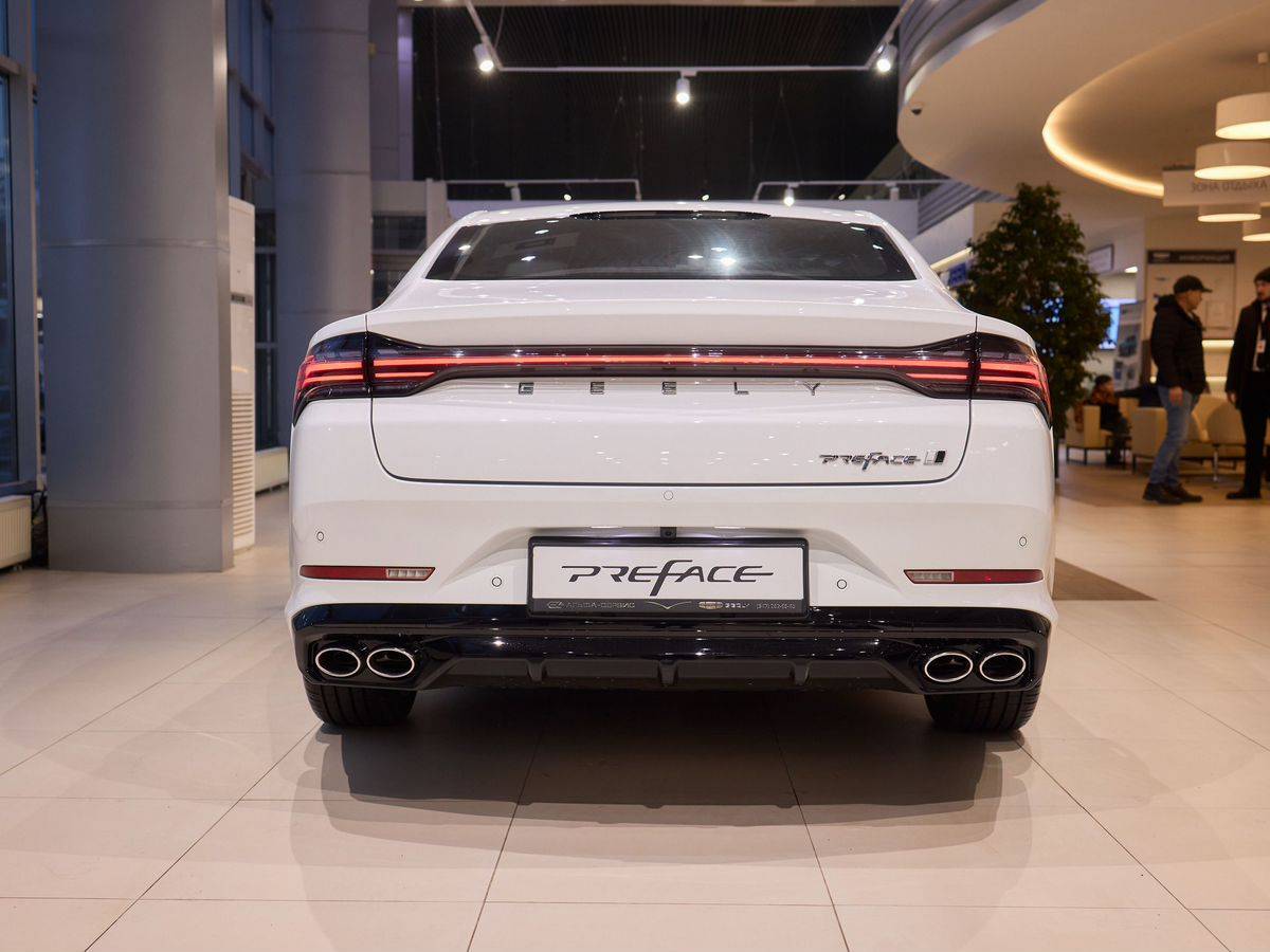 Geely Preface Flagship 2.0T 7DCT