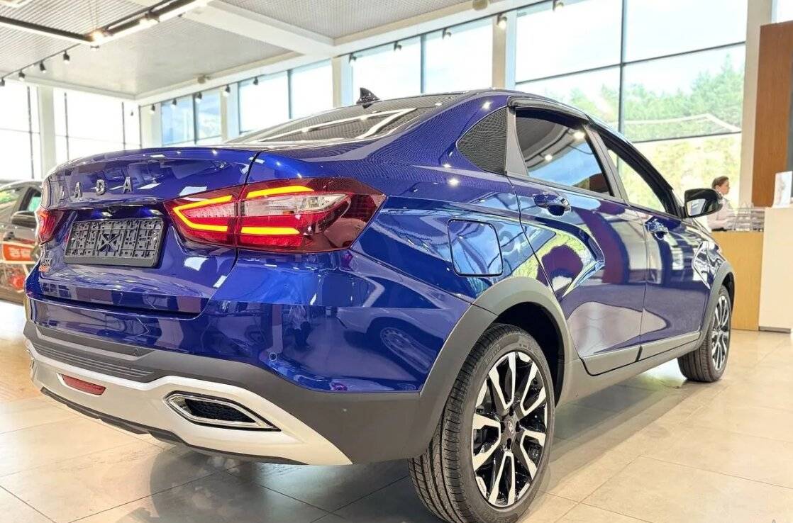 Lada Vesta седан Практик 1.6 106 л.с. МТ (Life)