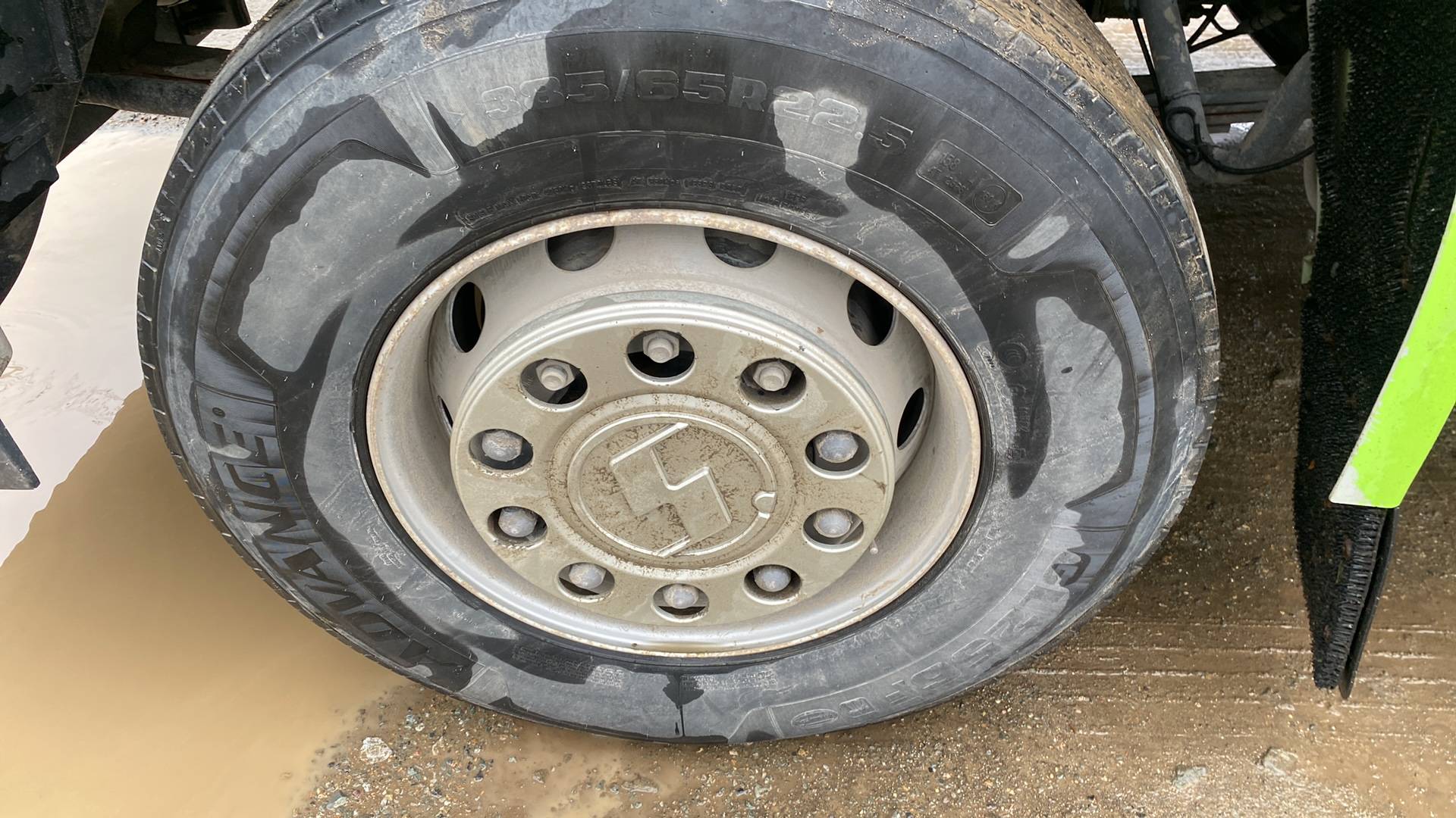Shacman SX42584V324,  182 479 км, 2022 года в лизинг
