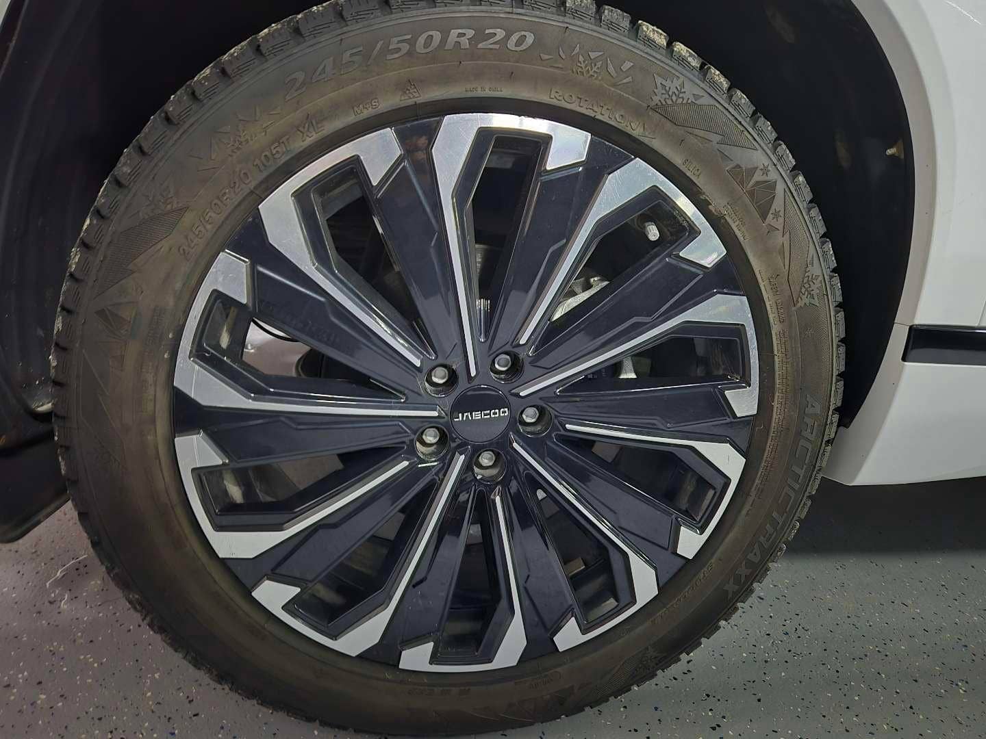Jaecoo J8,  6 818 км, 2024 года в лизинг