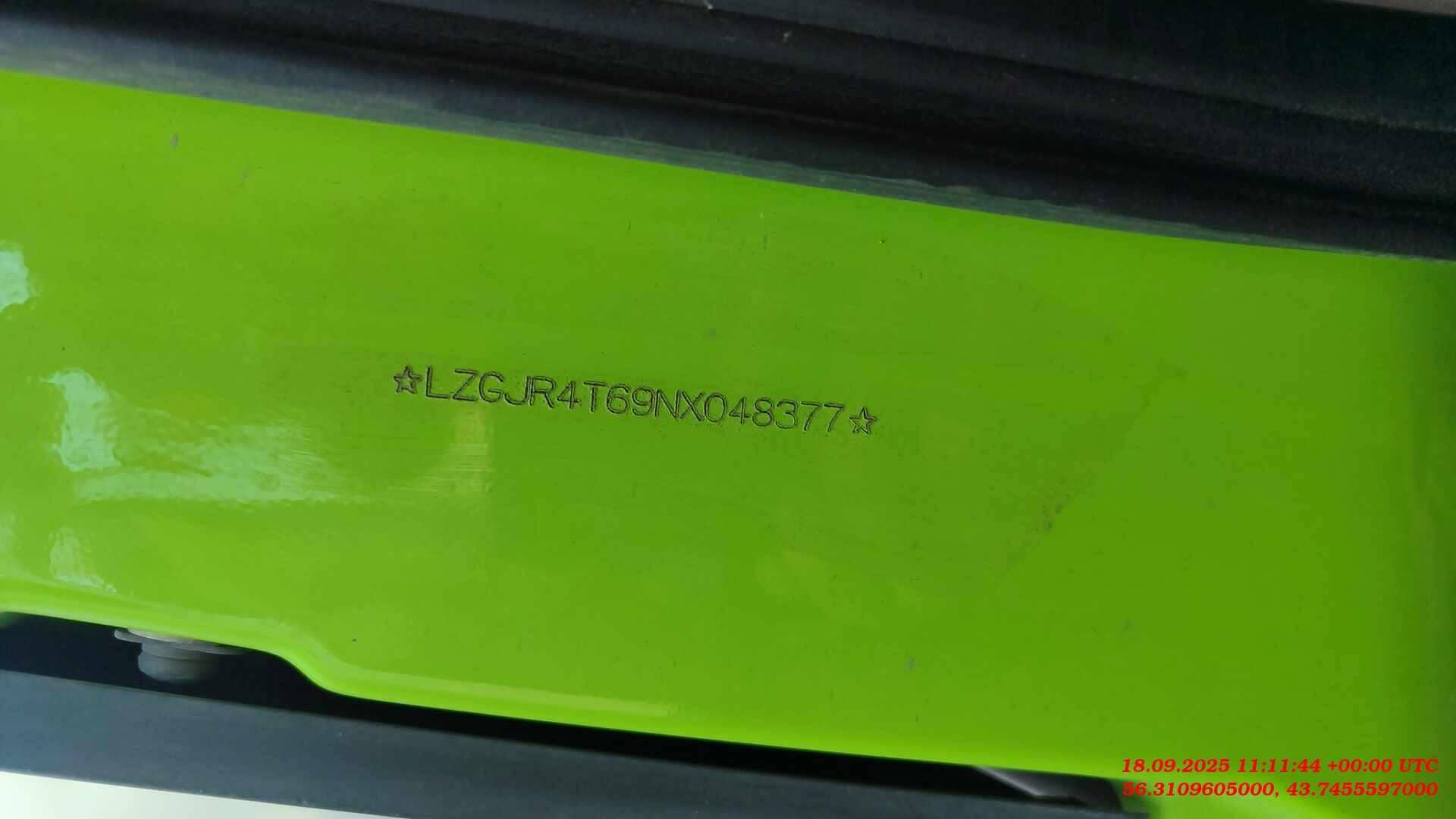 Shacman SX5318GJB6T326 ,  173 548 км, 2022 года в лизинг