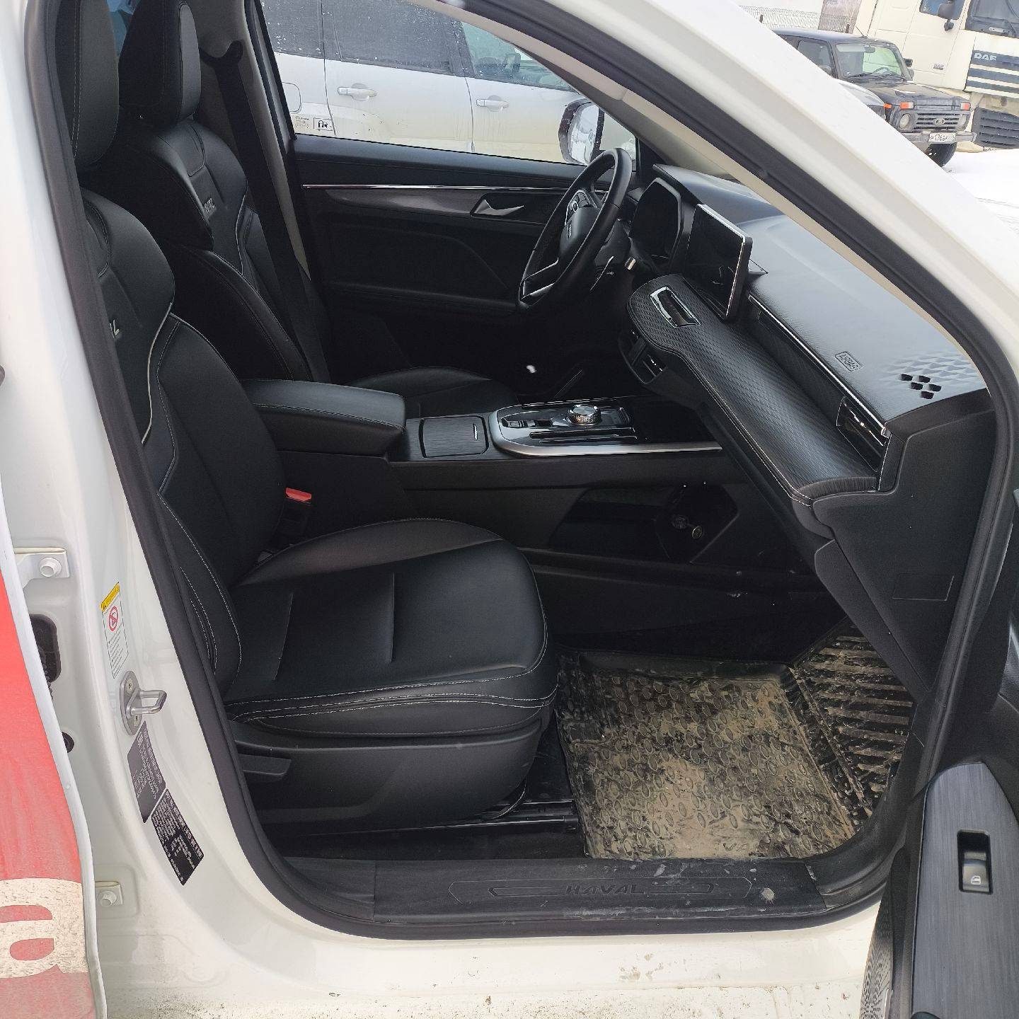 Haval Jolion,  93 236 км, 2023 года в лизинг