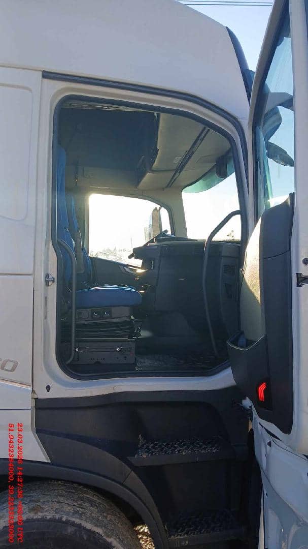 Volvo FH 460 4x2 (FH Globetrotter),  689 226 км, 2022 года в лизинг