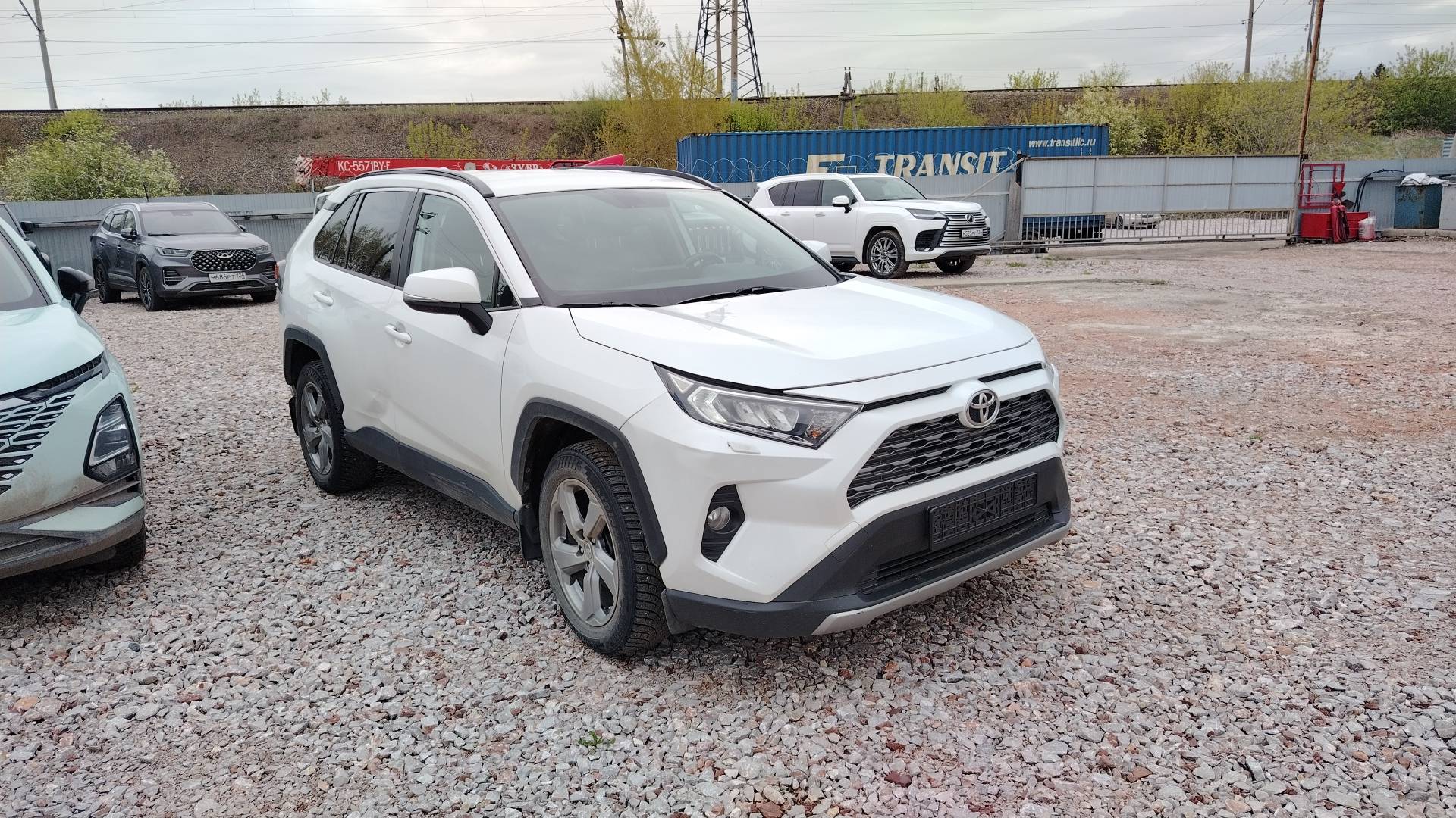 Toyota RAV4,  92 172 км, 2021 года