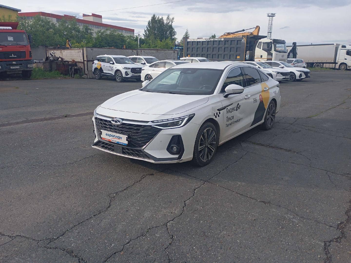 Chery Arrizo 8