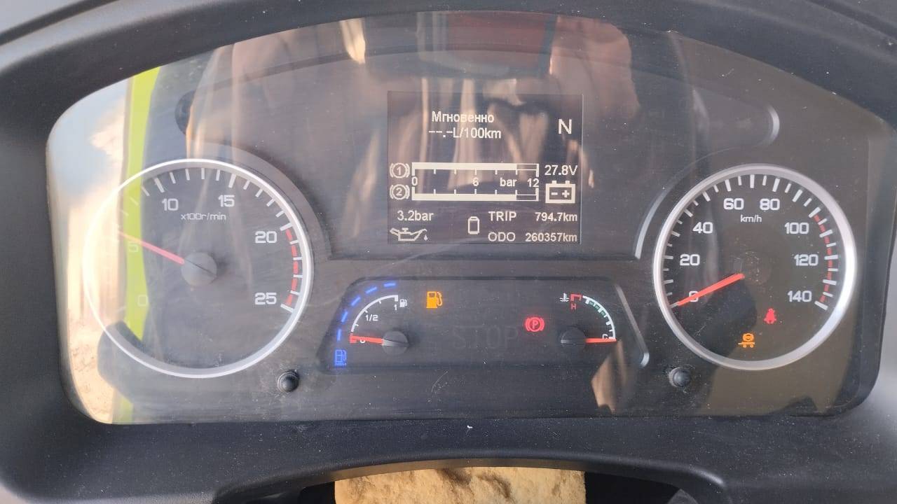 Shacman SX42584W324 Лот 000006627