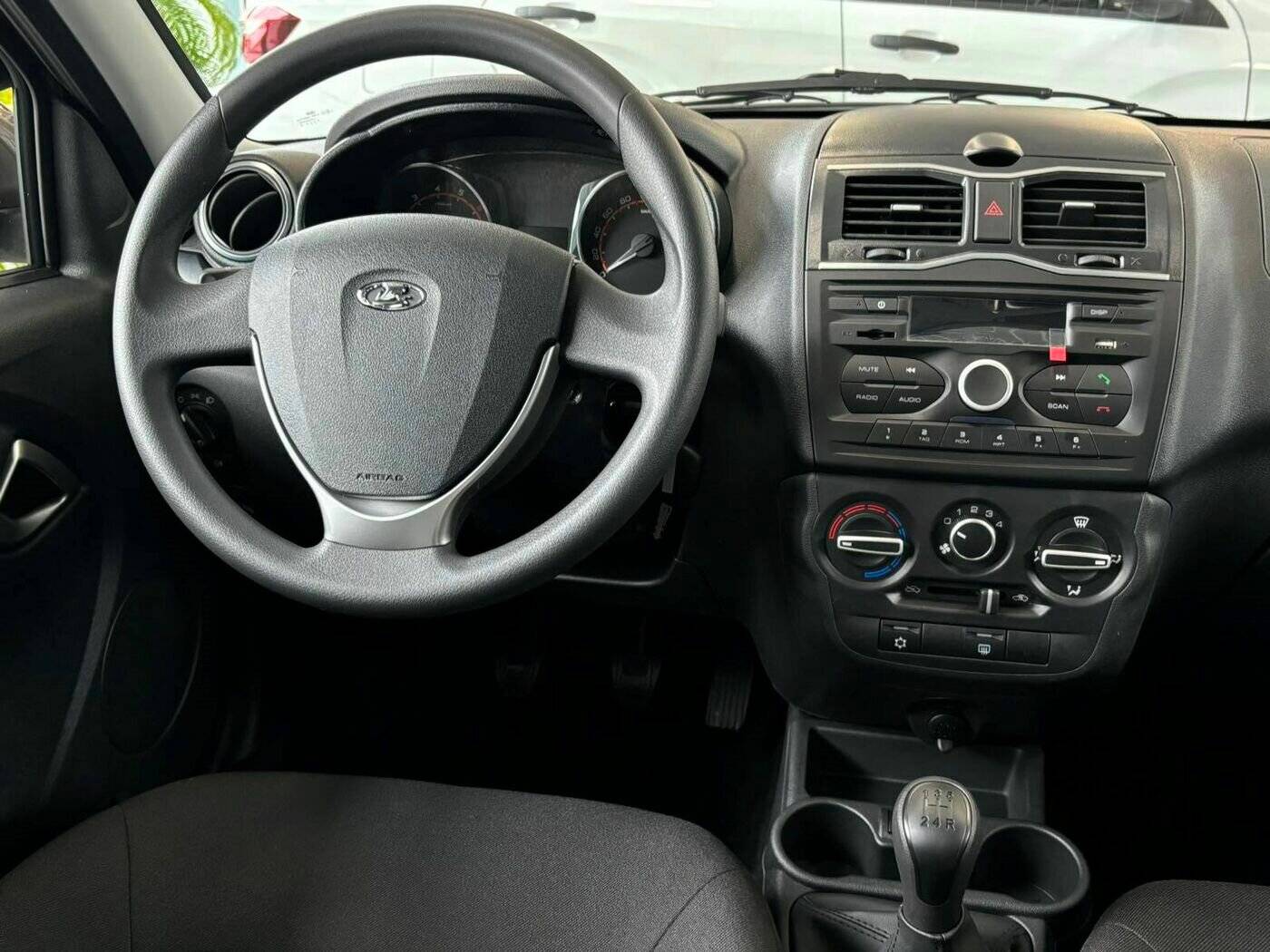 Lada Granta седан Comfort'24 1.6 90hp 5MT