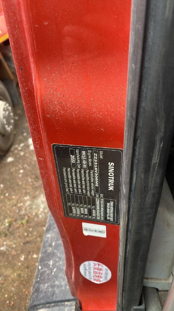 Sitrak ZZ3316V306ME,  244 261 км, 2022 года в лизинг