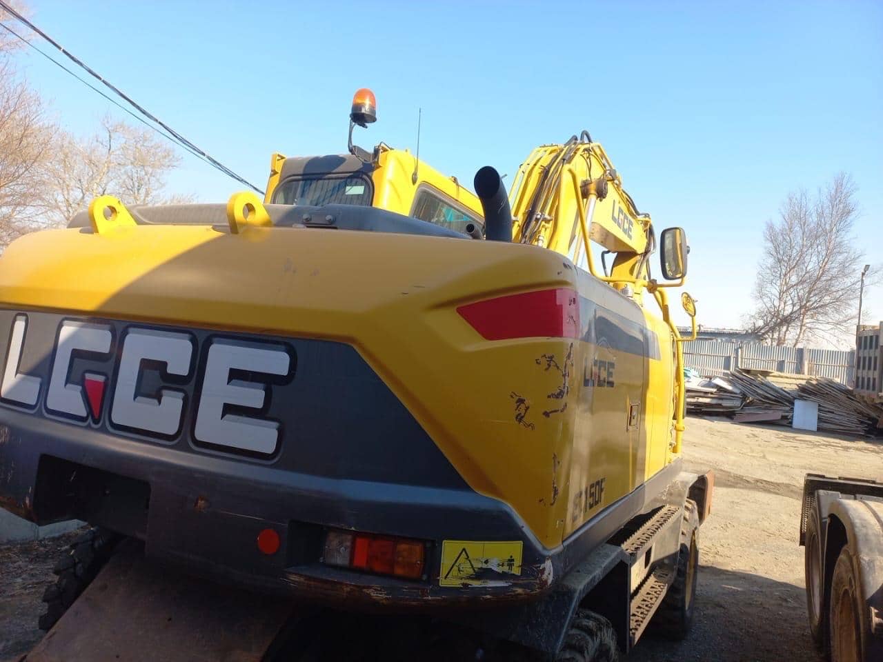 SDLG/LGCE E7150F,  1 км, 2023 года в лизинг