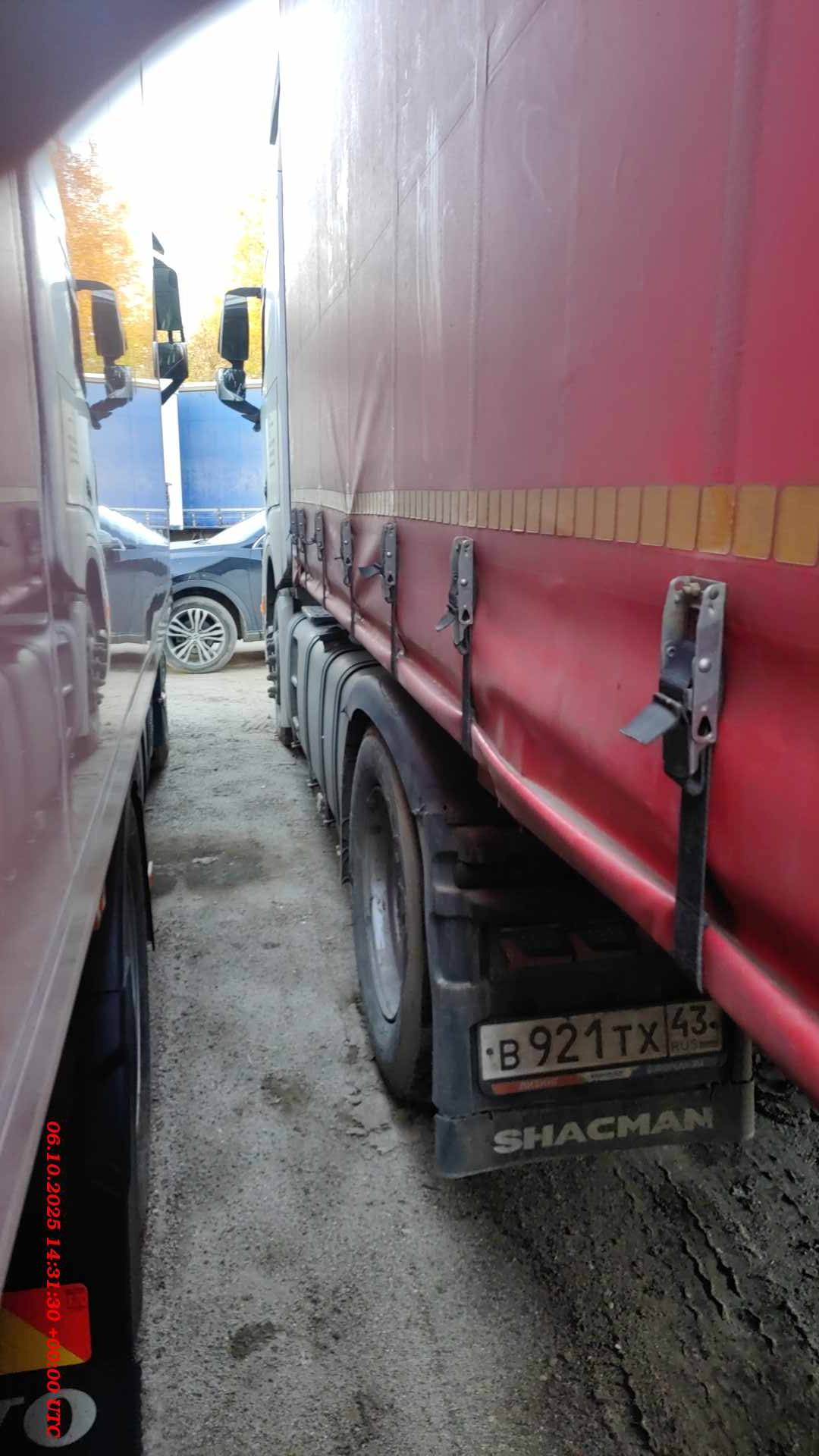 Shacman SX4188YY381,  347 004 км, 2023 года в лизинг