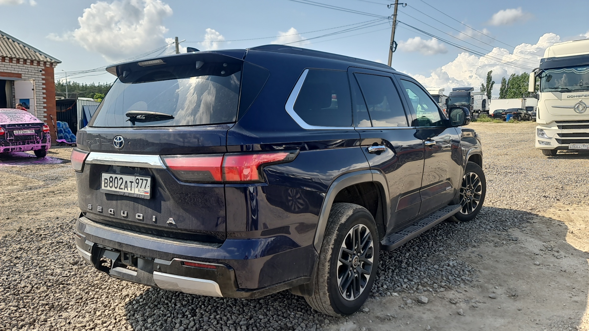 Toyota Sequoia,  274 405 км, 2022 года в лизинг