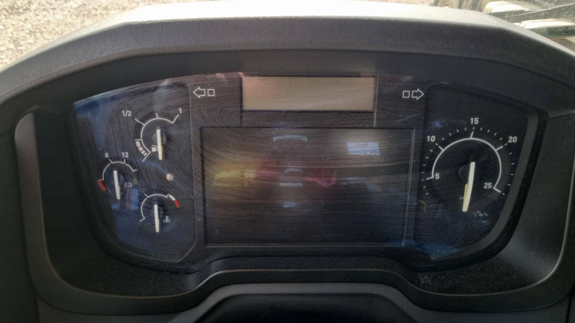 Renault C 440 6X4 (Sleeper Cab),  640 000 км, 2018 года в лизинг