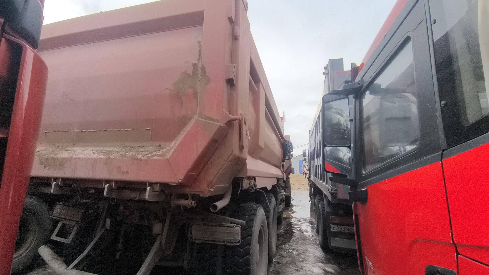 Sitrak ZZ3406V455ME,  99 904 км, 2024 года в лизинг