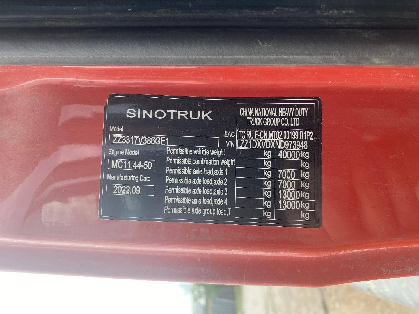 HOWO ZZ3317V386GE1 8х4,  229 962 км, 2022 года в лизинг