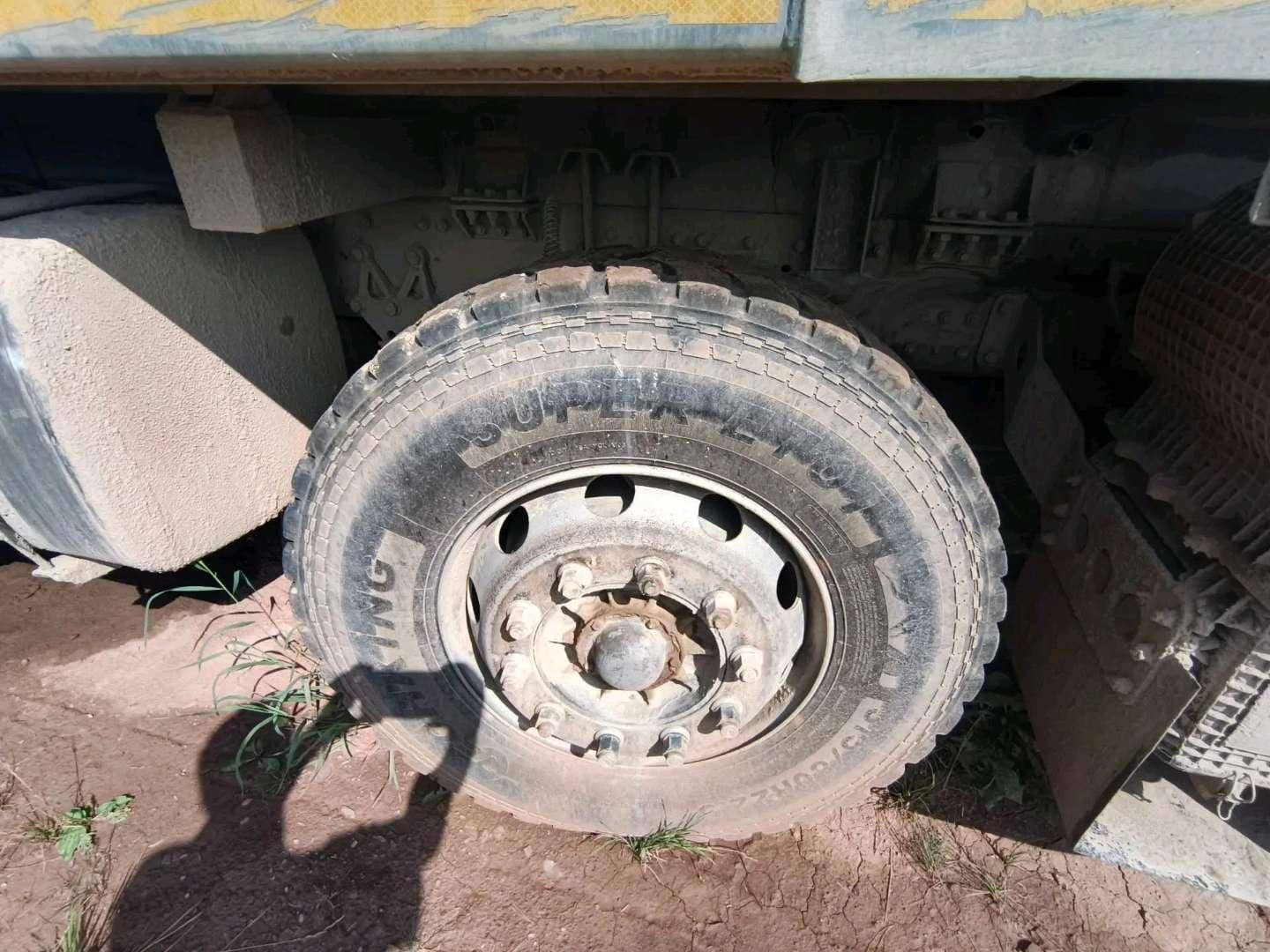 FAW CA3310P66K24T4E4 8x4 (E4),  200 000 км, 2023 года в лизинг