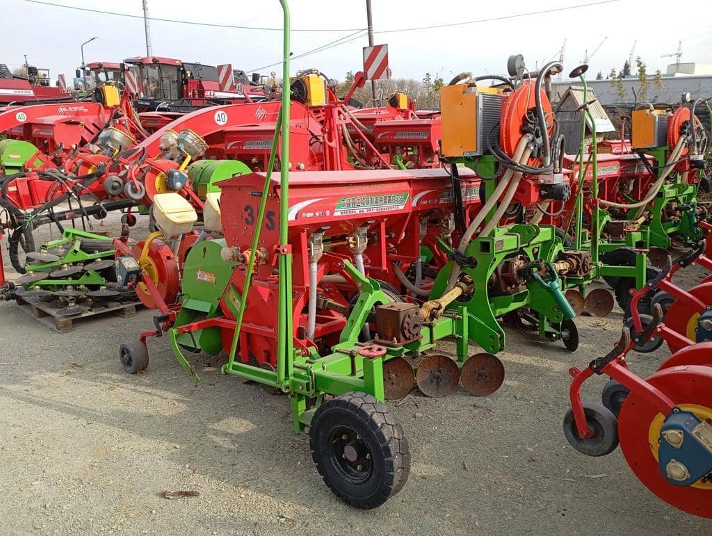 Jilin Kangda Agricultural Machinery 2BXF-27 Многофункциональная рядовая сеялка для посева и внесения удобрений,  2 км, 2022 года в лизинг
