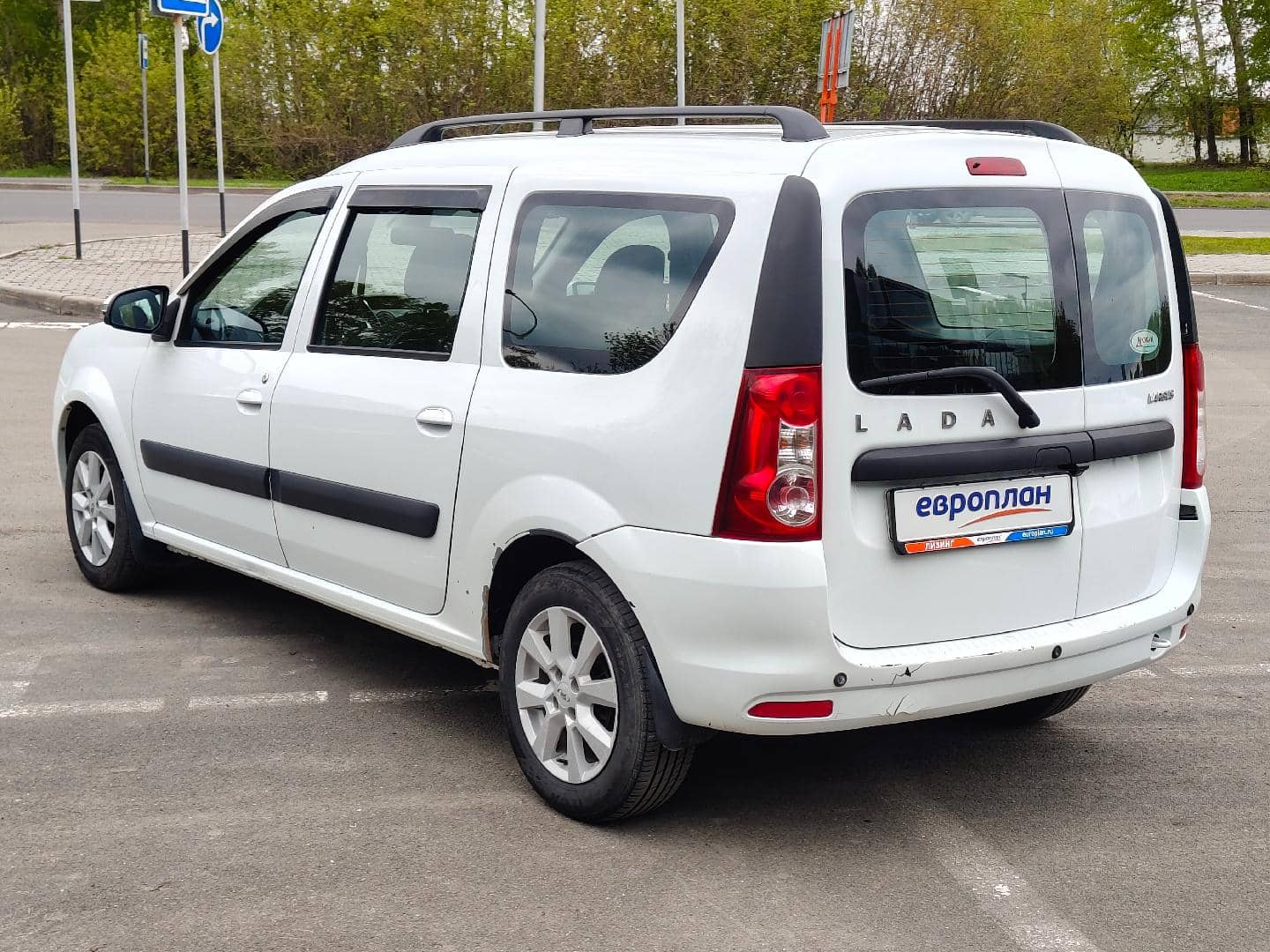 Lada Largus универсал,  252 020 км, 2022 года в лизинг