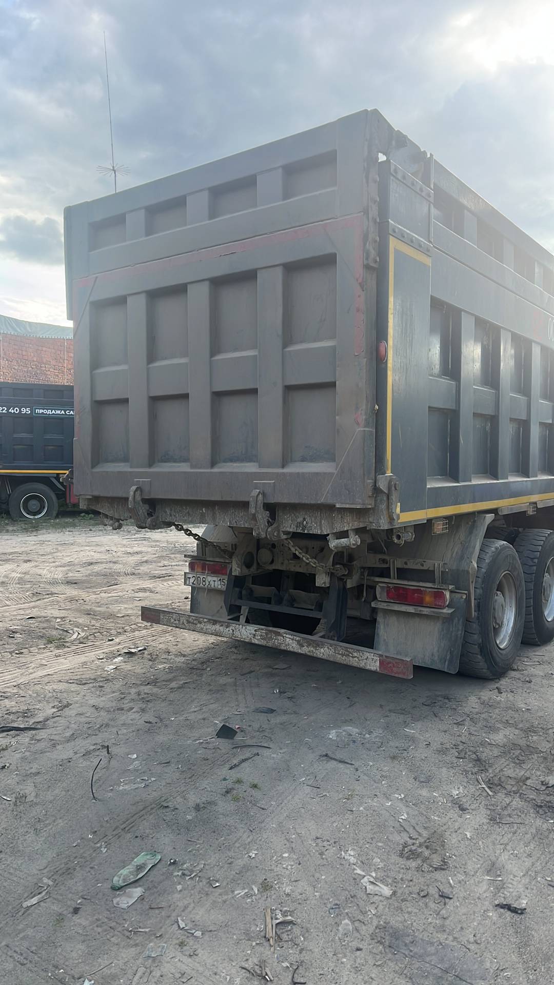 HOWO ZZ3407S3867Е 8х4,  159 453 км, 2022 года в лизинг