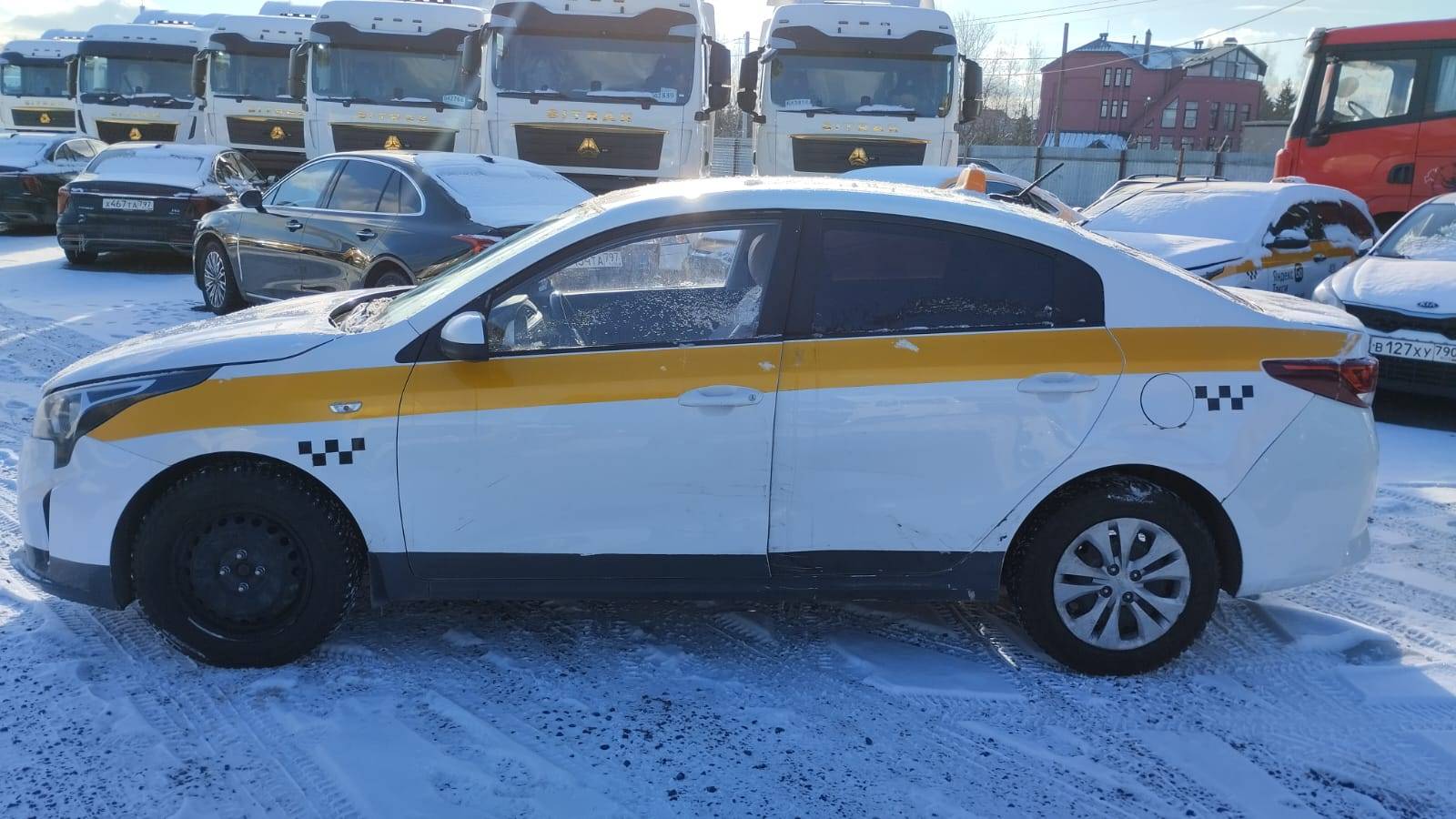 KIA Rio,  262 183 км, 2021 года в лизинг