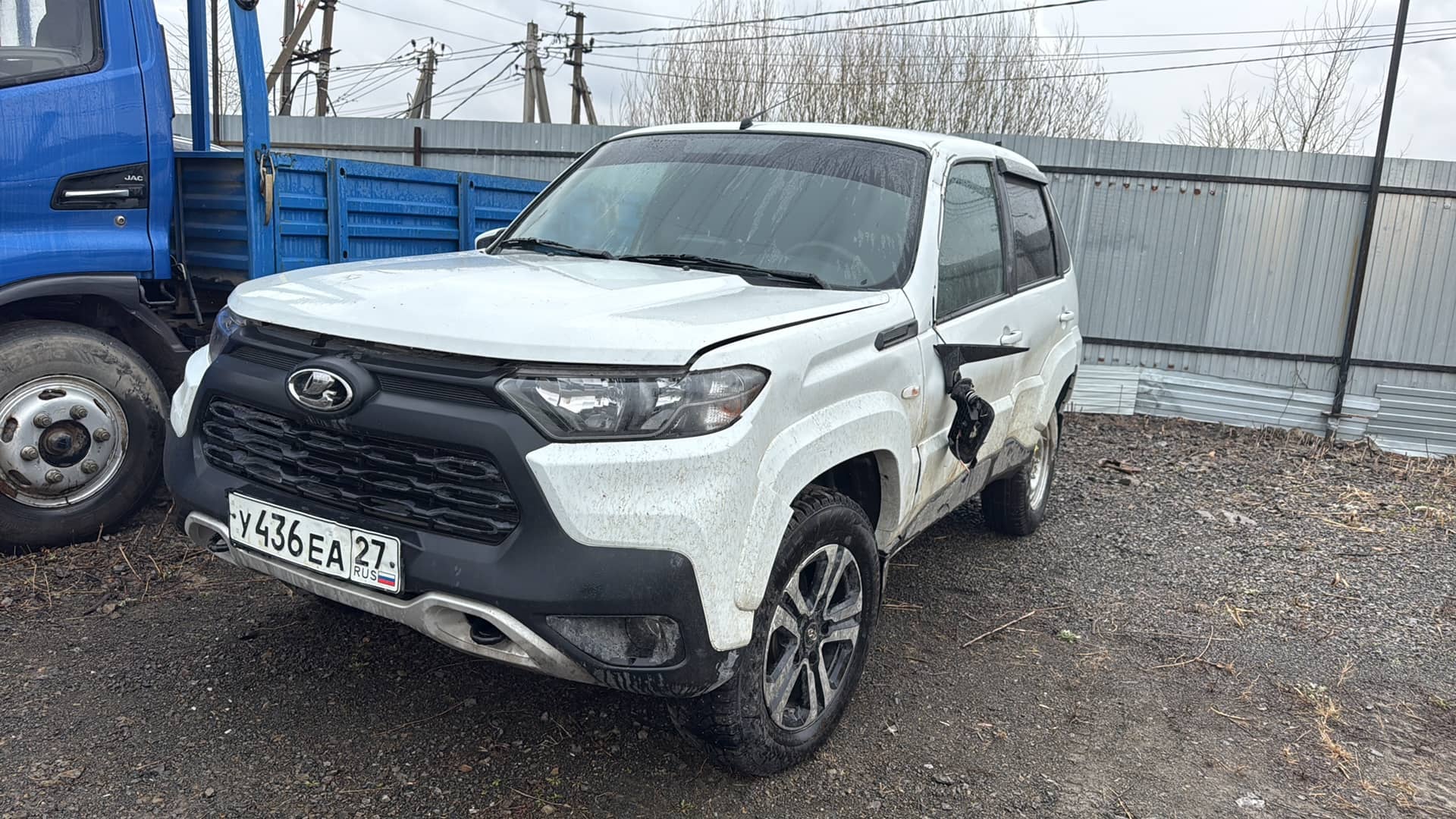 Lada Niva Travel