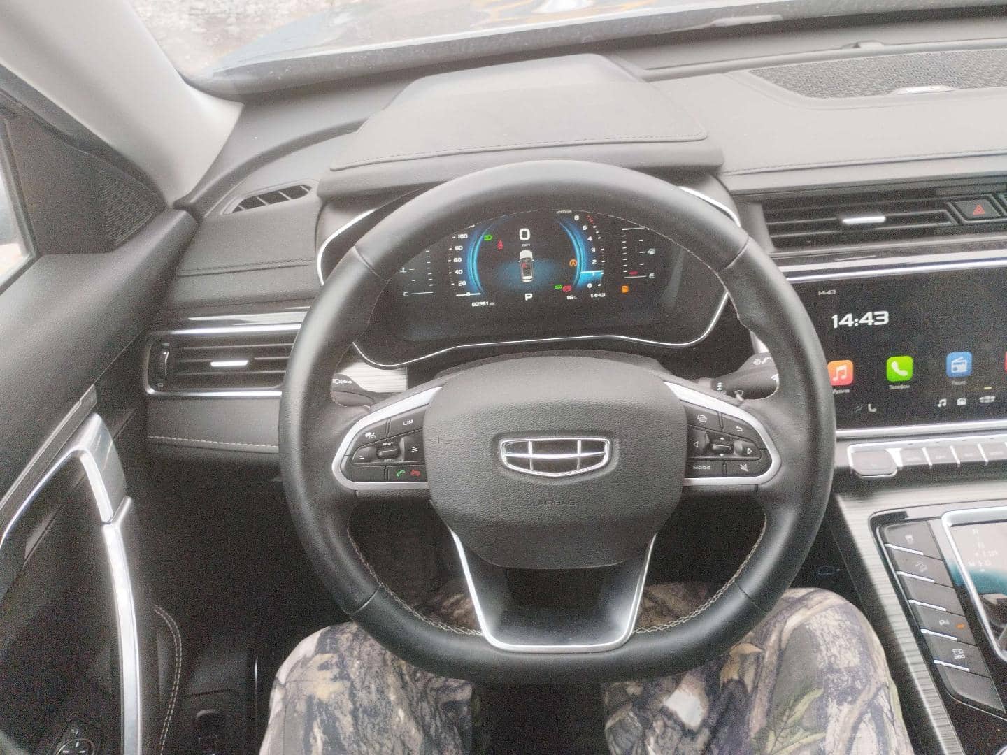 Geely Atlas Pro,  83 361 км, 2024 года в лизинг