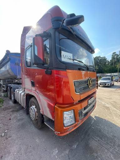 Shacman SX42584V324