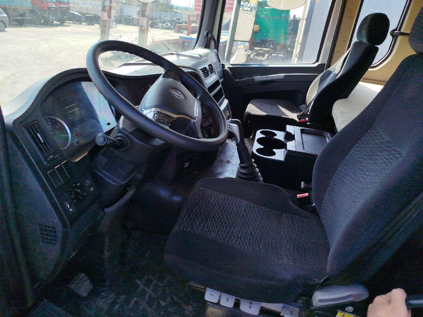 Shacman SX32586T385,  28 263 км, 2022 года в лизинг