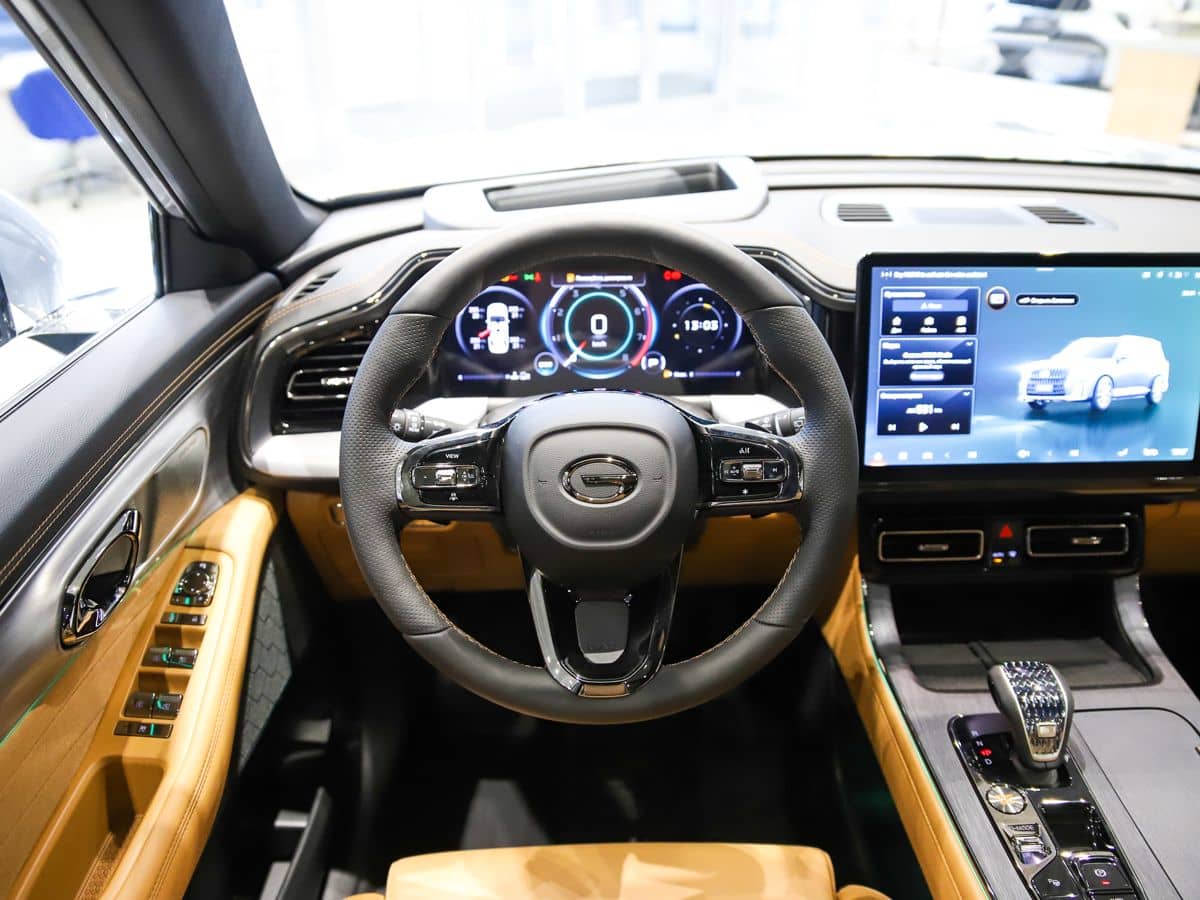 GAC GS8 Джи-Икс Премиум 2.0 АТ полный привод (GX Premium)
