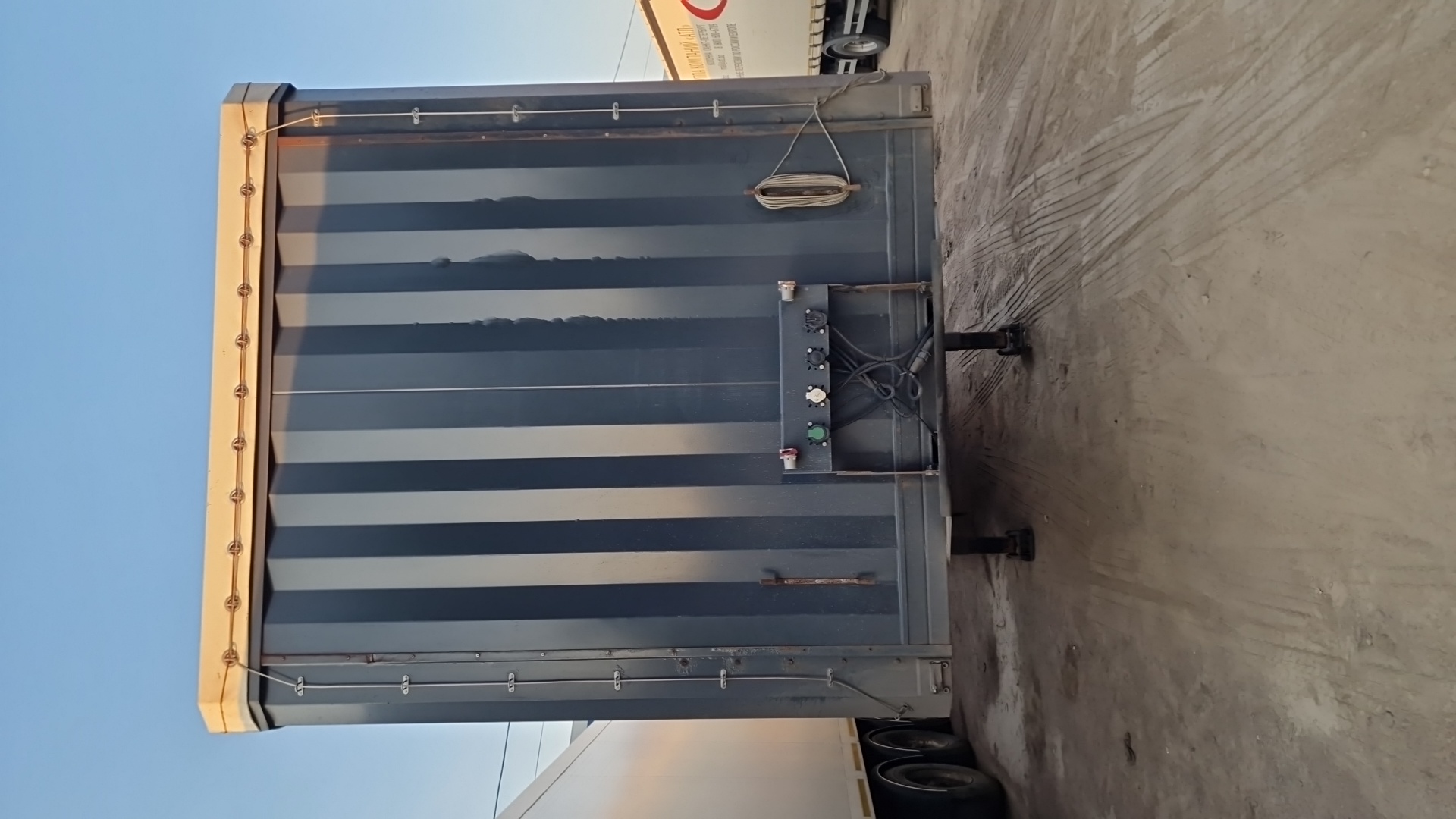 Uzautotrailer UAT-SCFG-9226.01