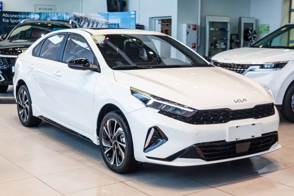 KIA K3 Deluxe Edition 1.5 CVT  