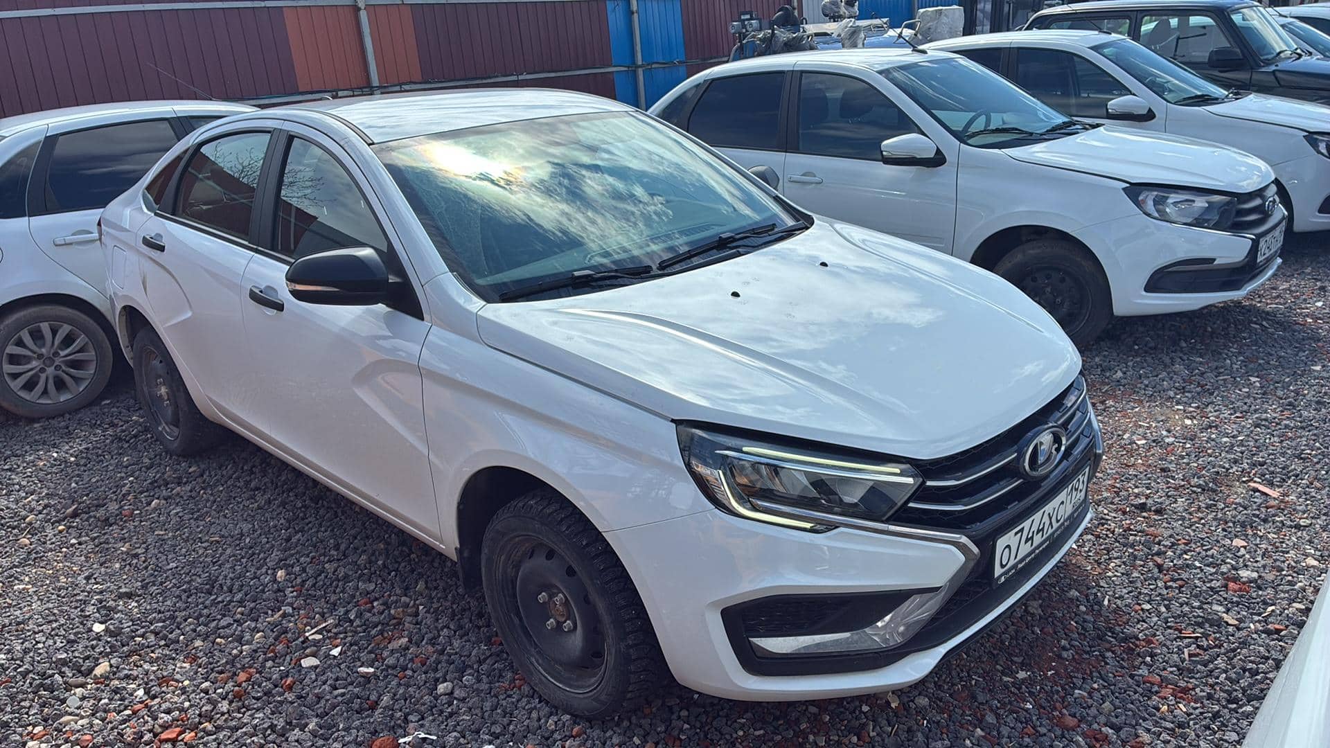 Lada Vesta седан,  20 678 км, 2024 года в лизинг