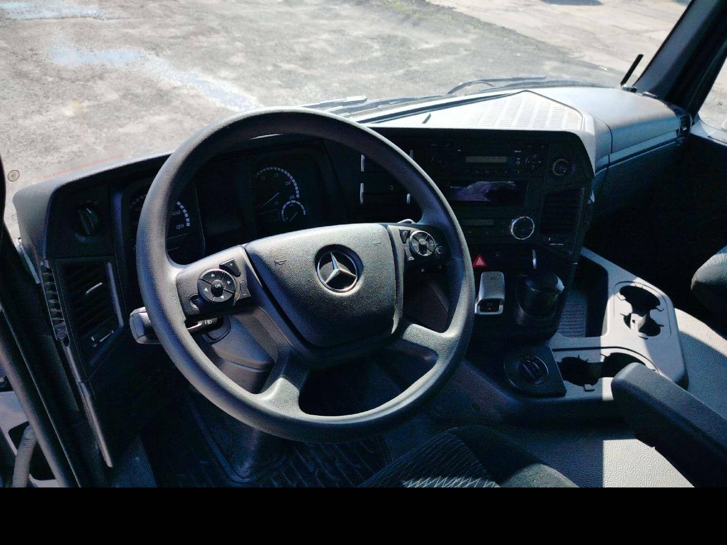 Mercedes-Benz Arocs 3348 AS 6x6 (ClassicSpace),  166 878 км, 2021 года в лизинг