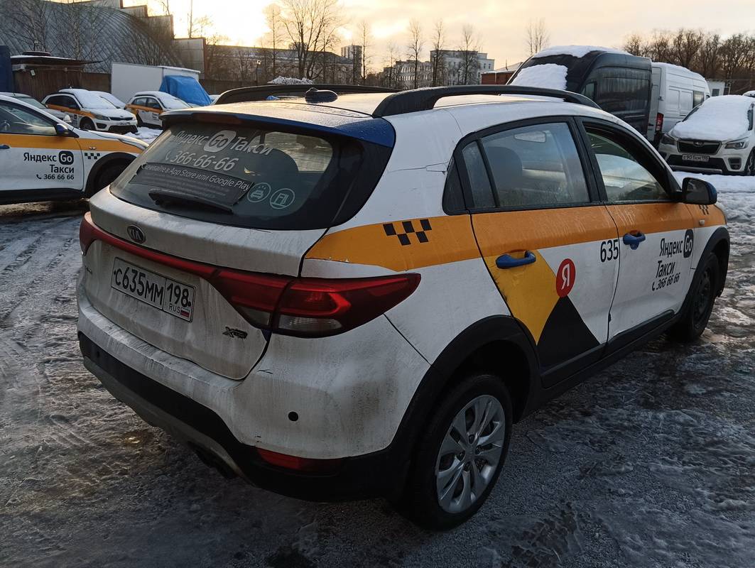 KIA Rio X-Line,  276 572 км, 2019 года в лизинг