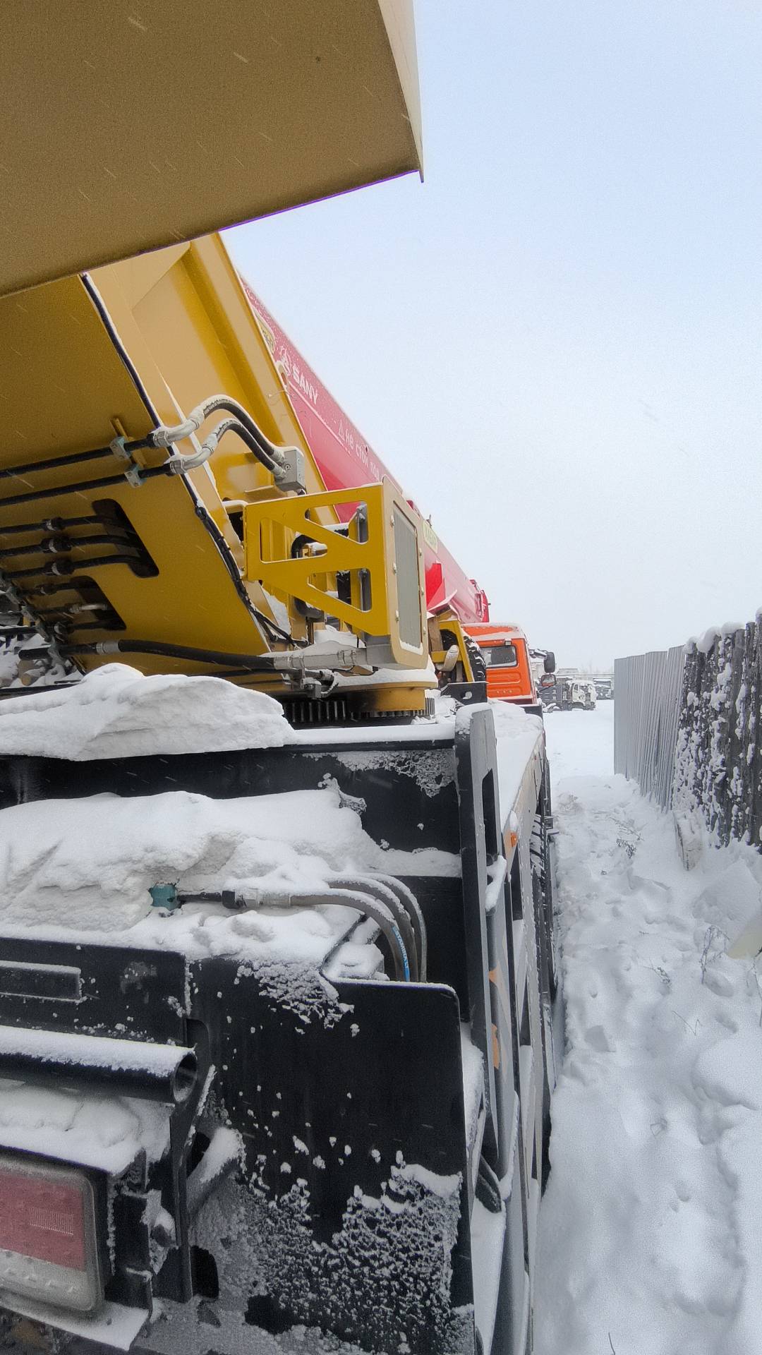 PALFINGER SANY КС5573А-243 на шасси КАМАЗ 43118 (6х6) г/п25 стрела 32м,  7 052 км, 2022 года в лизинг