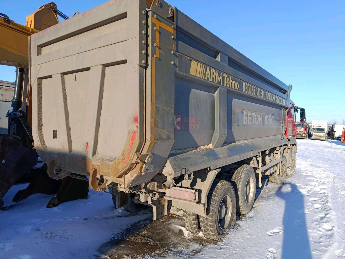 HOWO ZZ3317V386GE1 8х4,  499 334 км, 2023 года в лизинг